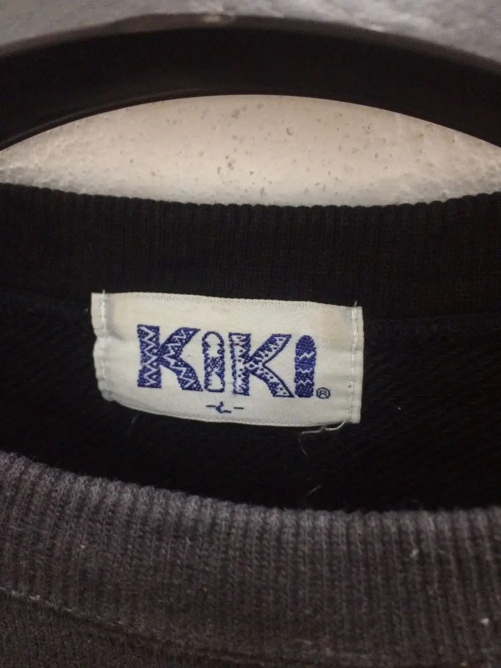 Vintage Vintage Kiki Spell Out Sweatshirt Size US L / EU 52-54 / 3 - 4 Thumbnail