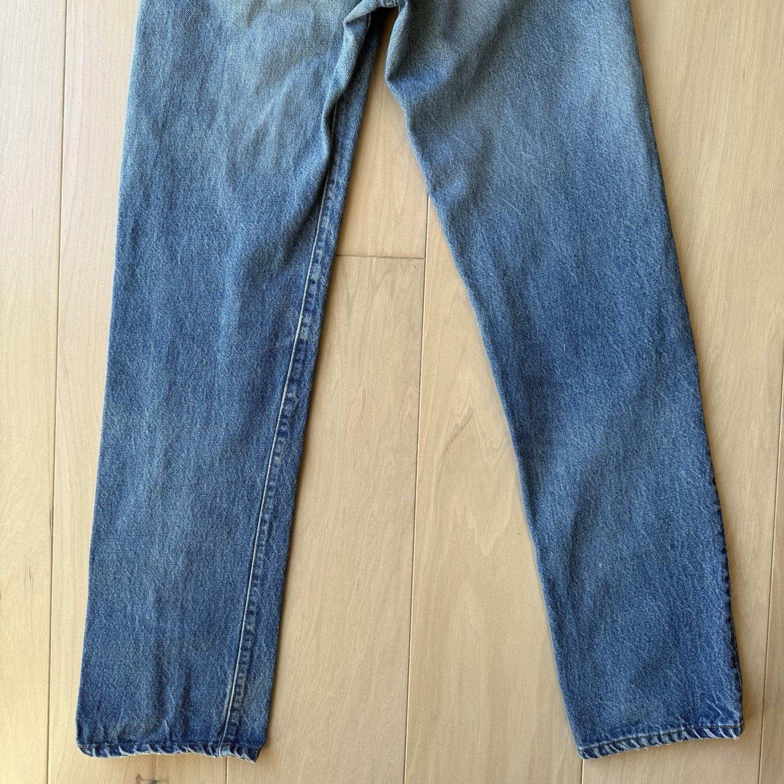 Levi's × Vintage Vintage Levis 501 Jeans 28 Blue 80s Medium Wash Made USA Size US 28 / EU 44 - 8 Thumbnail