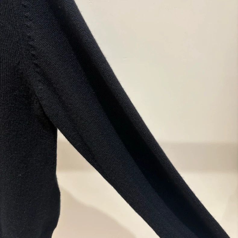 Louis Vuitton Louis Vuitton Cashmere 24ss Black Chain Badge Sweater Size US L / EU 52-54 / 3 - 4 Thumbnail