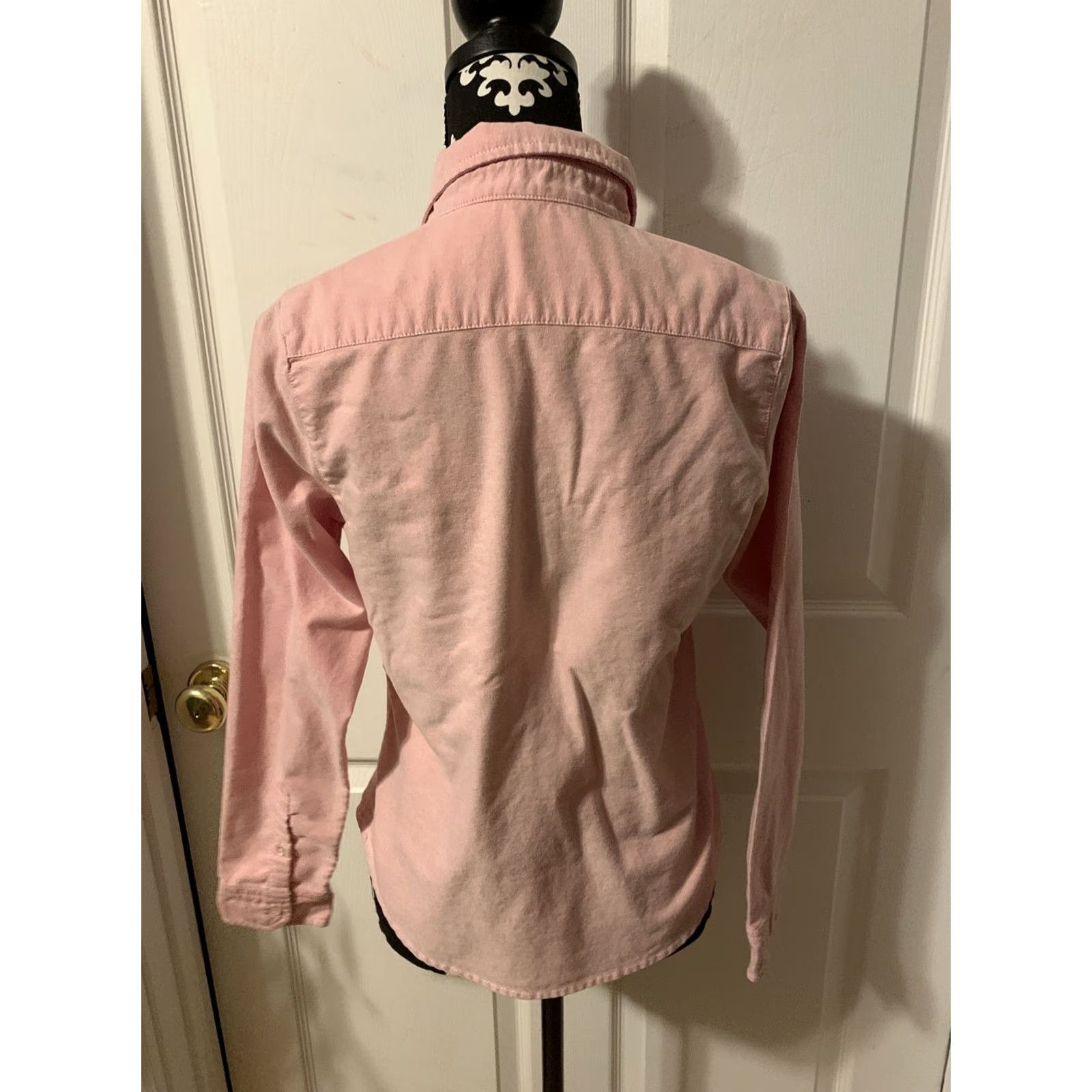 Eddie Bauer VINTAGE? No. Eddie Bauer Womens Pink Button-Up SZ S Workwear/Office Shirt Women Regular Size S Pink 100% Cotton Button-Up Casual Classic Office Size S / US 4 / IT 40 - 4 Thumbnail