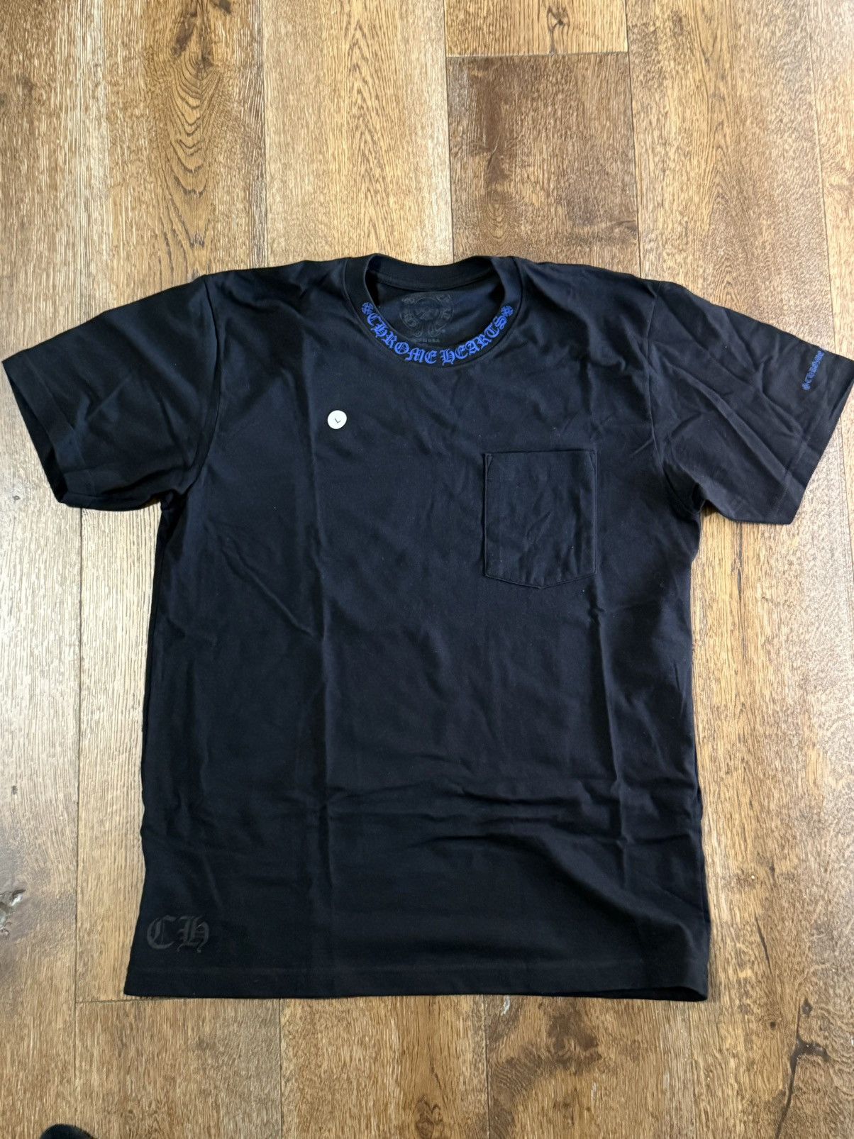 Chrome Hearts NEW Chrome hearts blue neck logo t shirt Size US L / EU 52-54 / 3 - 1 Thumbnail