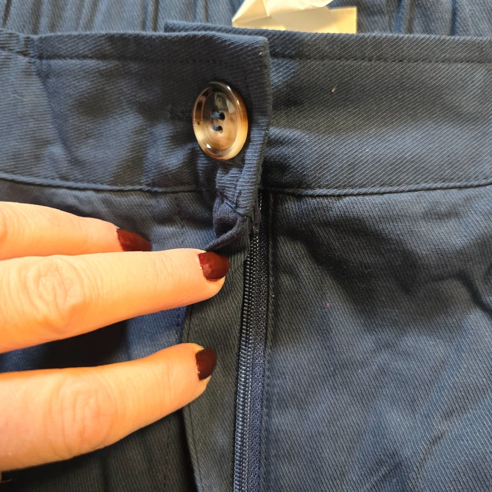 Vintage Halara Pants Womens XL Blue Mid Rise Casual Cotton Joggers Pockets Cropped Tapered Leg Style Jogger Clothes Chips? Size 40" / US 18 - 4 Thumbnail