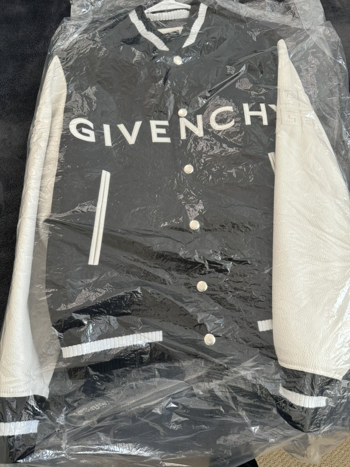 Givenchy Givenchy Varsity Bomber Jacket Size US S / EU 44-46 / 1 - 9 Thumbnail