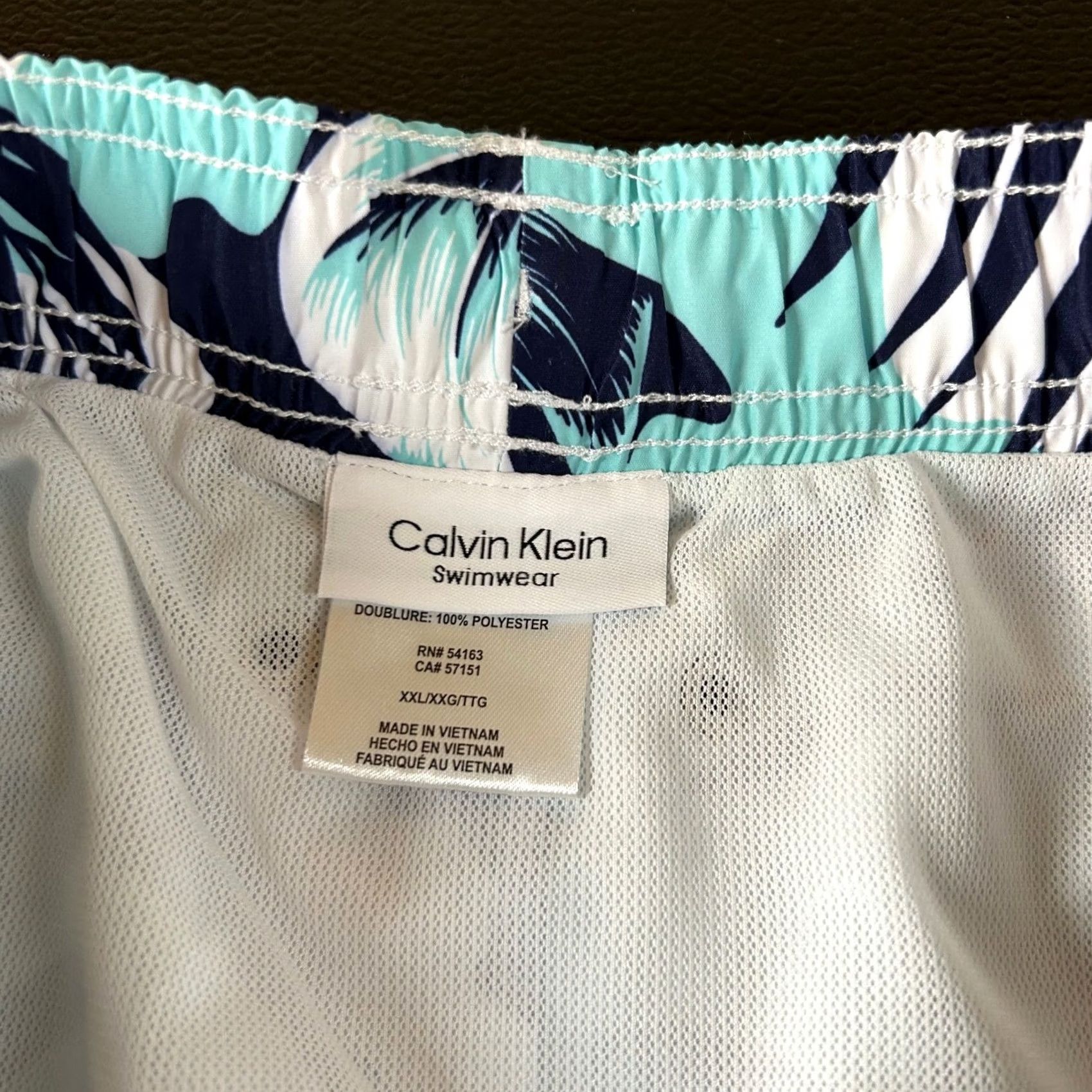 Calvin Klein Calvin Klein Swim Trunks Palm Leaf Print Drawstring Shorts Blue Mens XXL 40" NWT Size US 39 - 5 Thumbnail