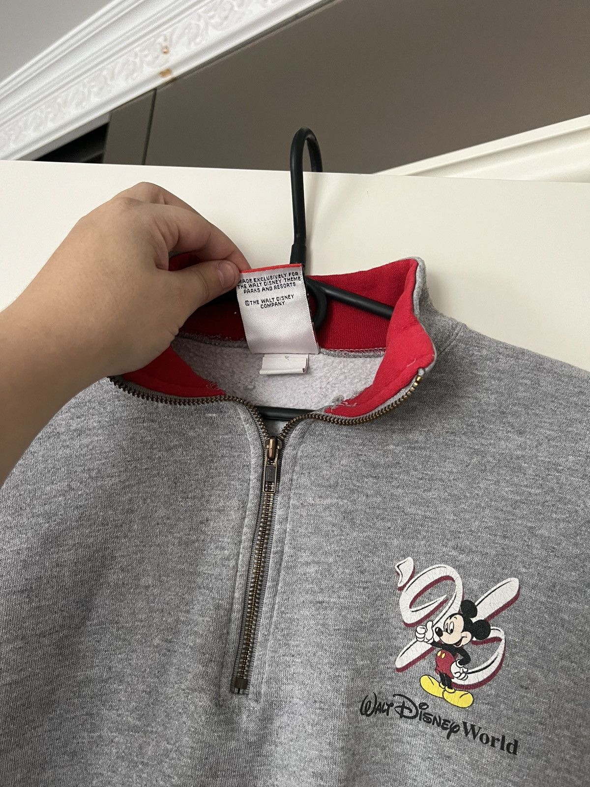 Disney Vintage 90s Disney Mickey Mouse Sweatshirt Made in USA Size US S / EU 44-46 / 1 - 9 Thumbnail