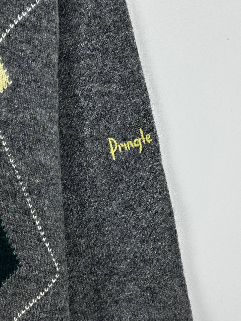 Pringle Of Scotland × Vintage Vintage Pringle Sports Pure Wool Abstract Geometric Sweater Size US L / EU 52-54 / 3 - 7 Thumbnail