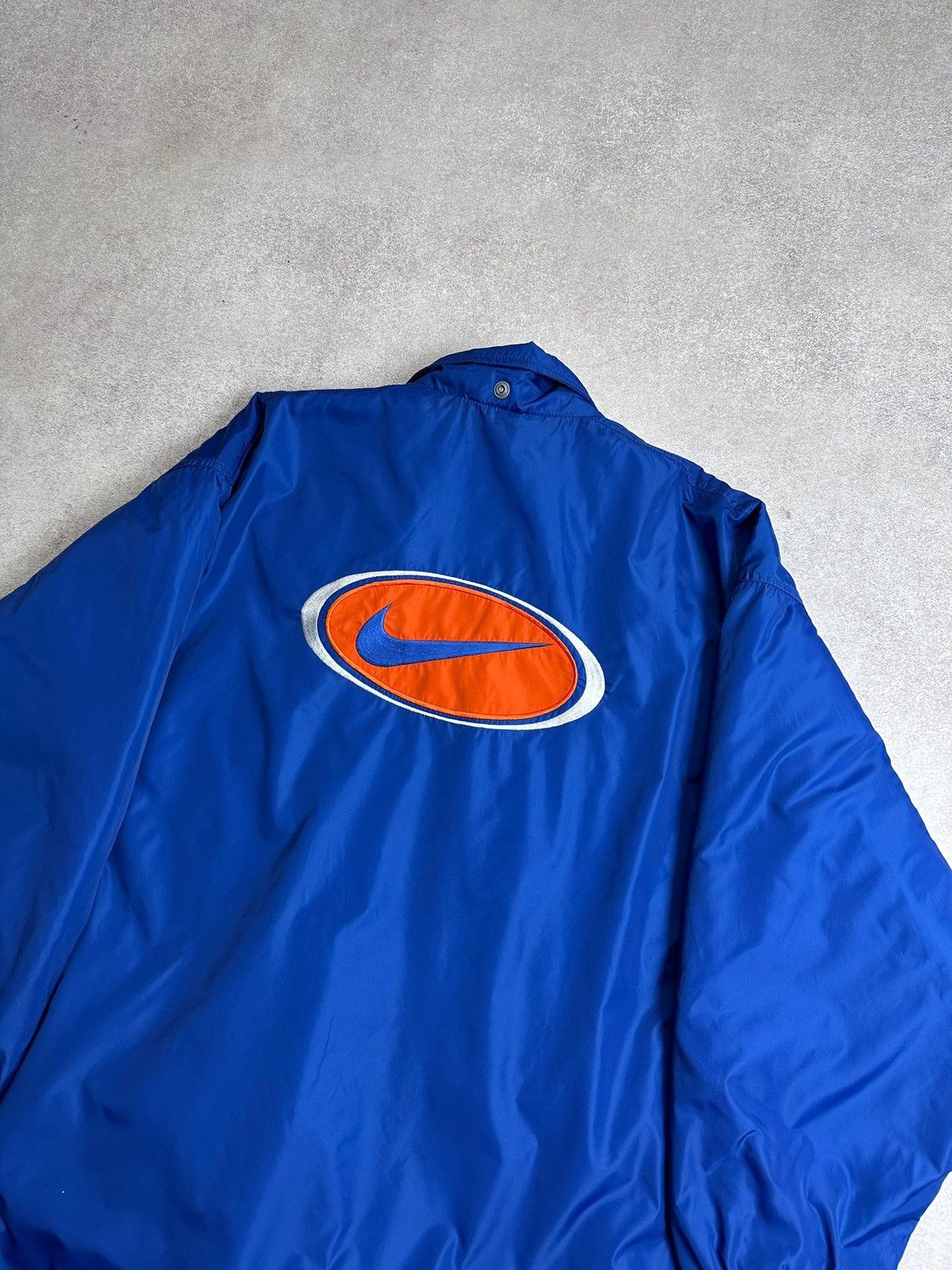 Nike Vintage 90s Nike Big Swoosh Nylon Puffer Jacket L Size US L / EU 52-54 / 3 - 2 Thumbnail