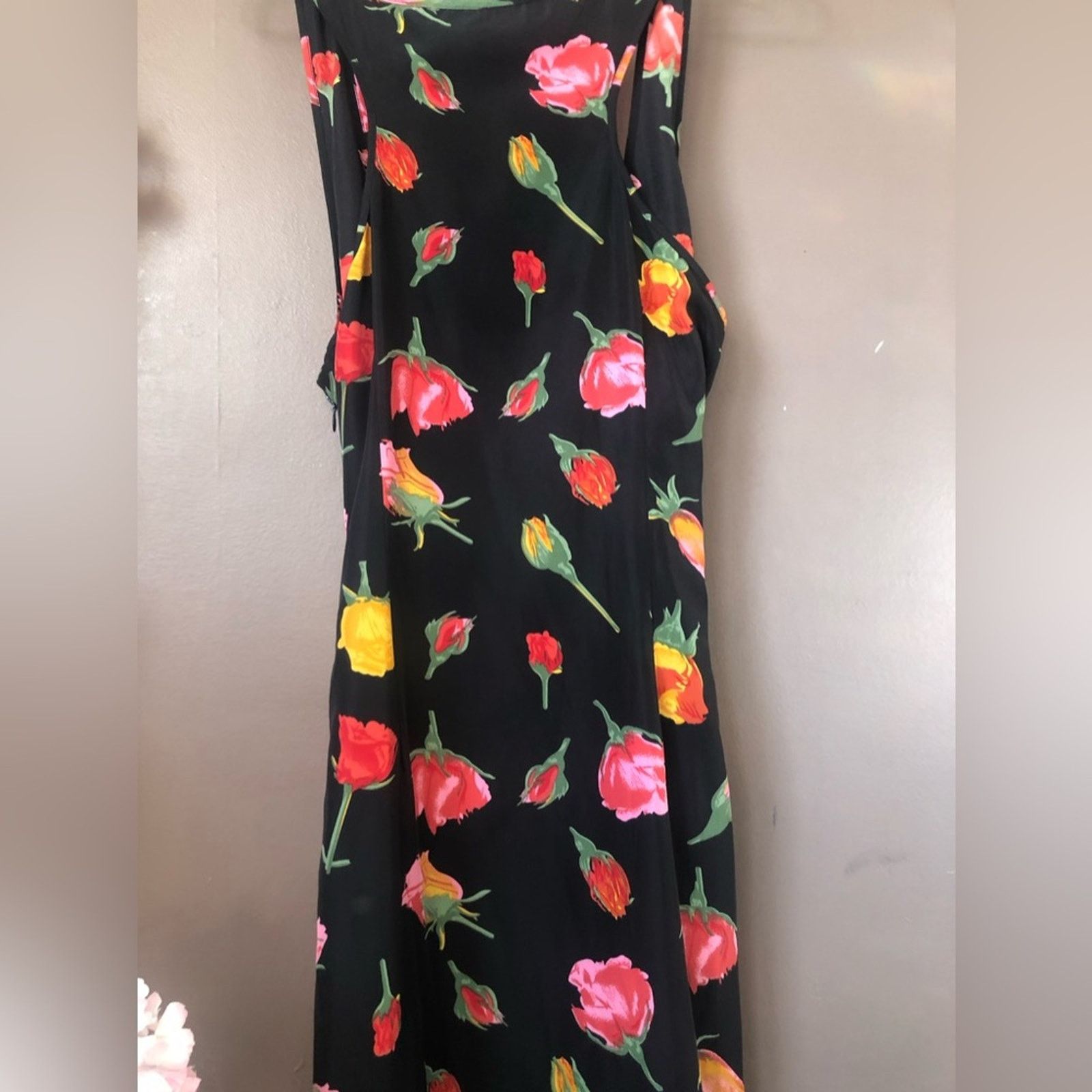 Reformation Reformation rose flower dress large w tie string. Size L / US 10 / IT 46 - 2 Thumbnail