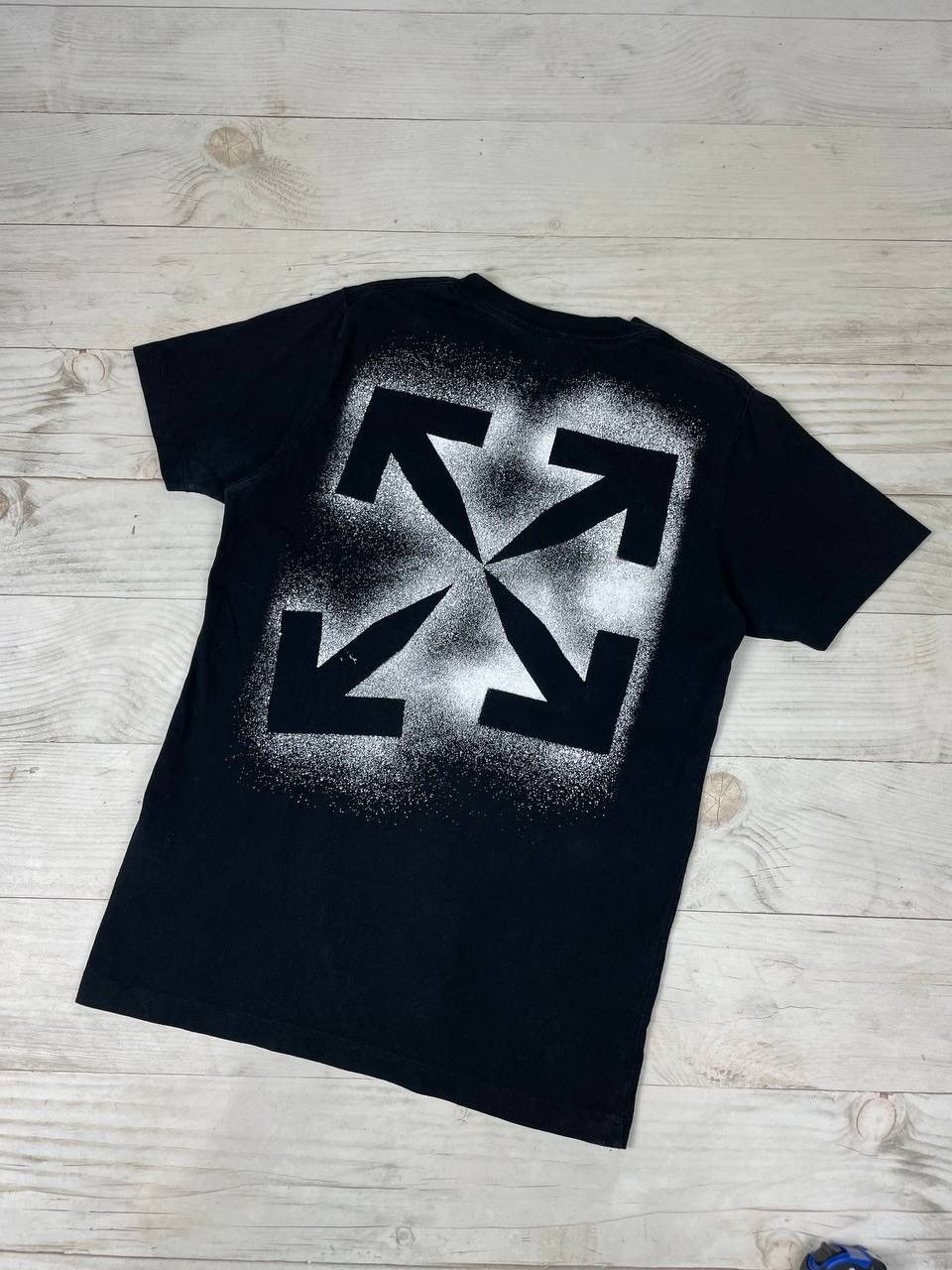 Off white arrows tree selling shirt size large