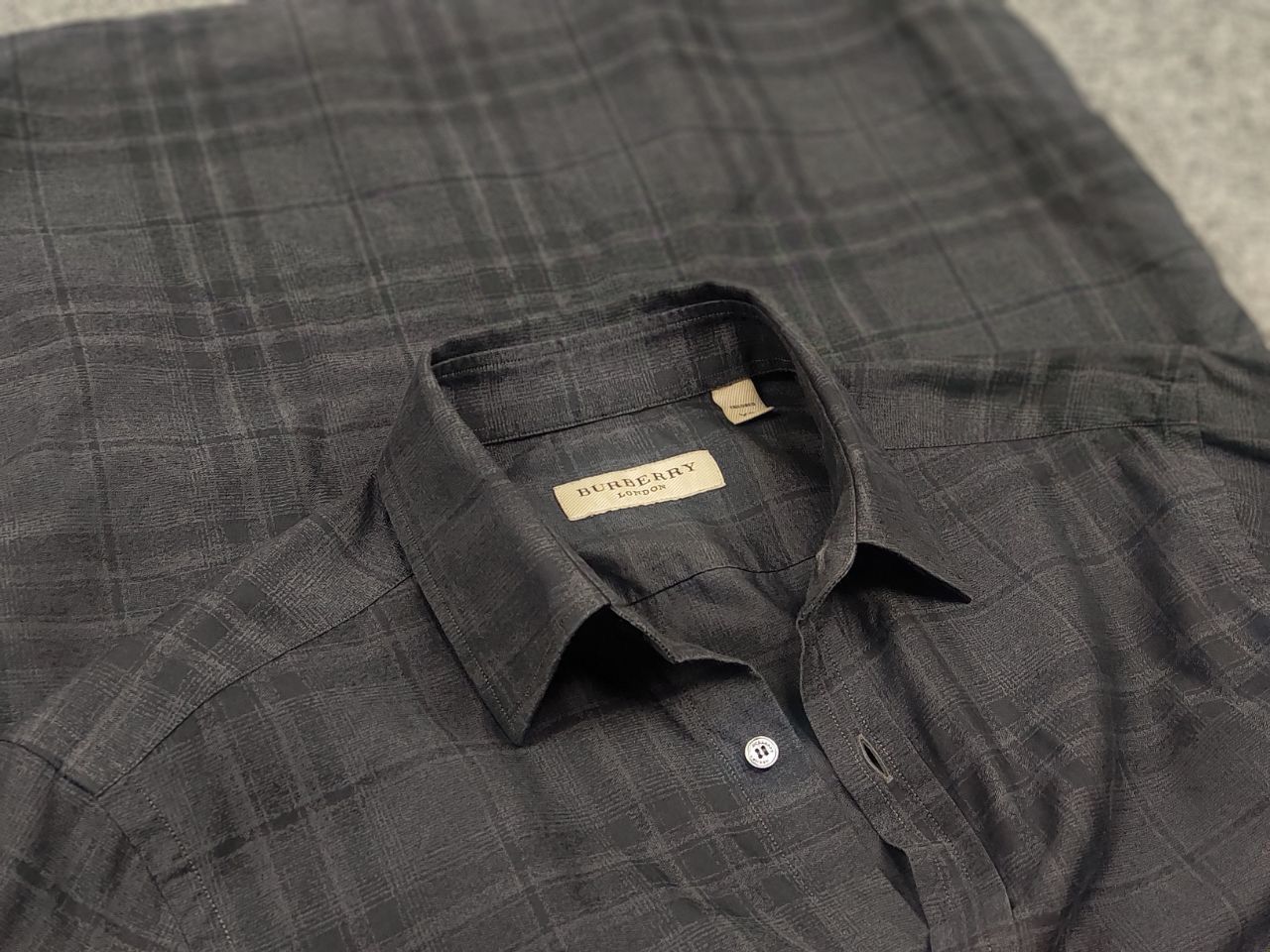 Burberry Burberry London Gray Nova Check Long Sleeve Button Shirt Size US S / EU 44-46 / 1 - 13 Thumbnail