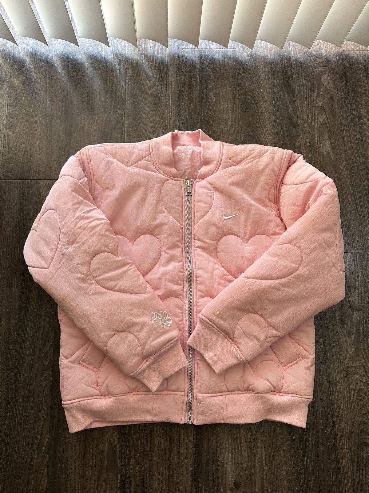 Nike F&F Drake x Nike Heart CLB Puffer Bomber Jacket pink medium | Grailed