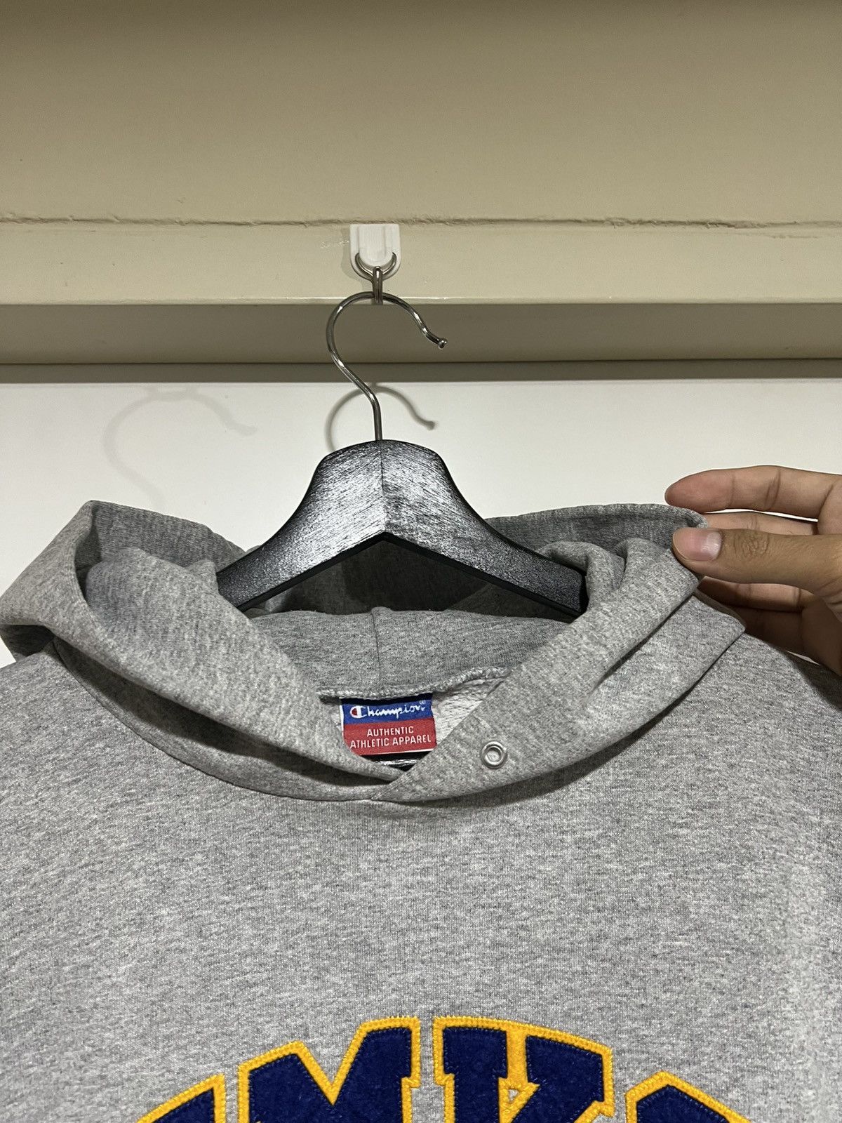Champion Champion "UMKC" Vintage Hoodie Size US L / EU 52-54 / 3 - 4 Thumbnail