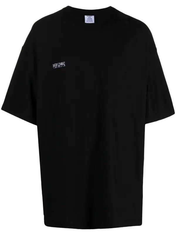 Vetements o1y0924 Oversize T-Shirt in Black Size US S / EU 44-46 / 1 - 1 Thumbnail