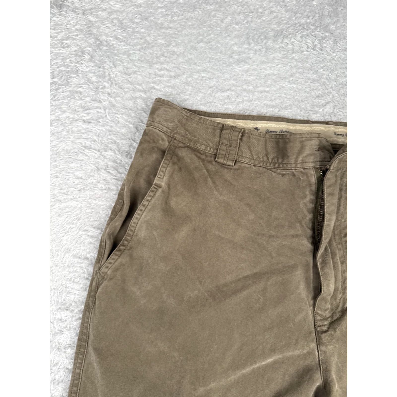 Tommy Bahama Tommy Bahama Shorts Mens 33 Olive Green Chino Flat Front Lyocell Cotton Pockets 90s Beach Mens Size US 33 - 4 Thumbnail