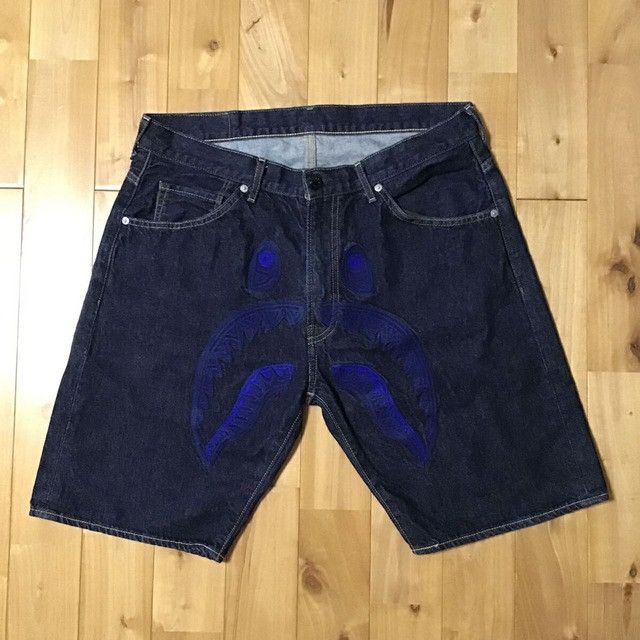 Bape BAPE Embroidered shark denim shorts a bathing ape ★size L Size US 34 / EU 50 - 2 Thumbnail