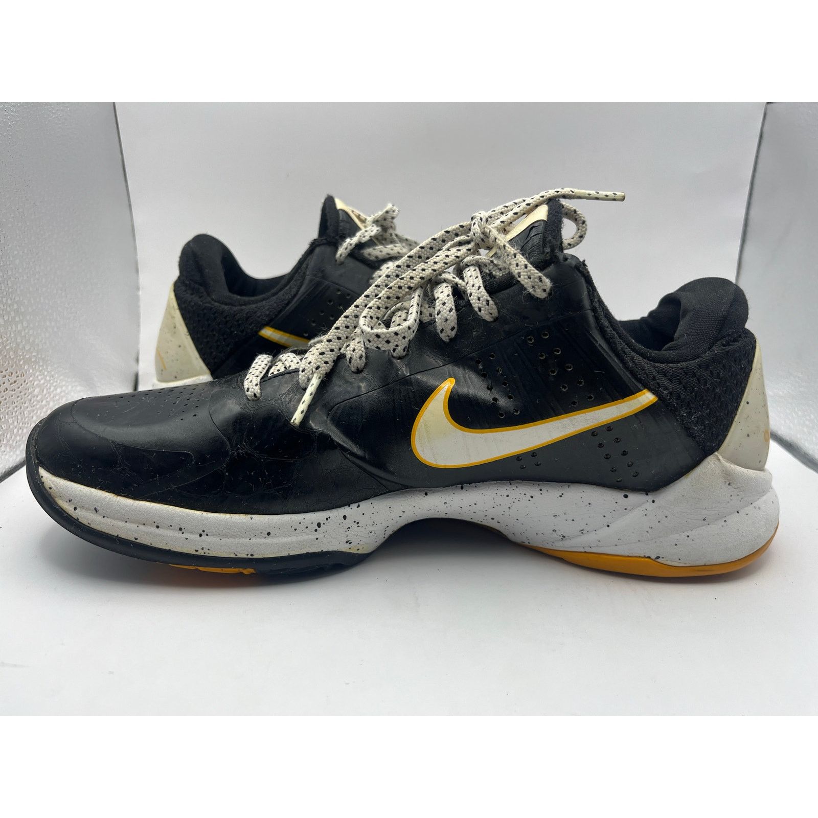 Nike Nike Zoom Kobe 5 Del Sol Black Yellow Shoes Sneakers USED Size US 7.5 / EU 40-41 - 4 Thumbnail