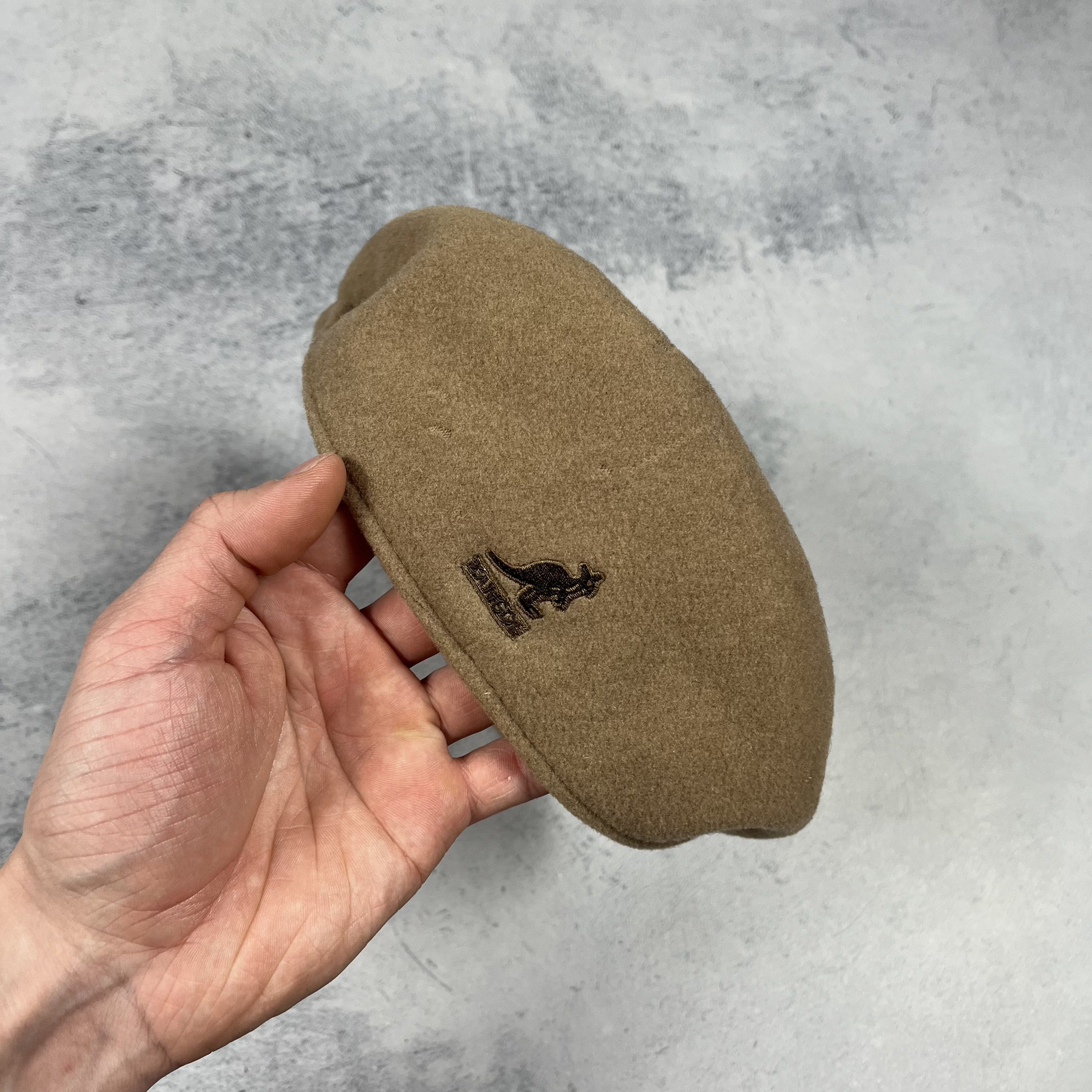 Kangol Ladies Kangol 100% Wool Flat Cap Beige Size ONE SIZE - 8 Thumbnail