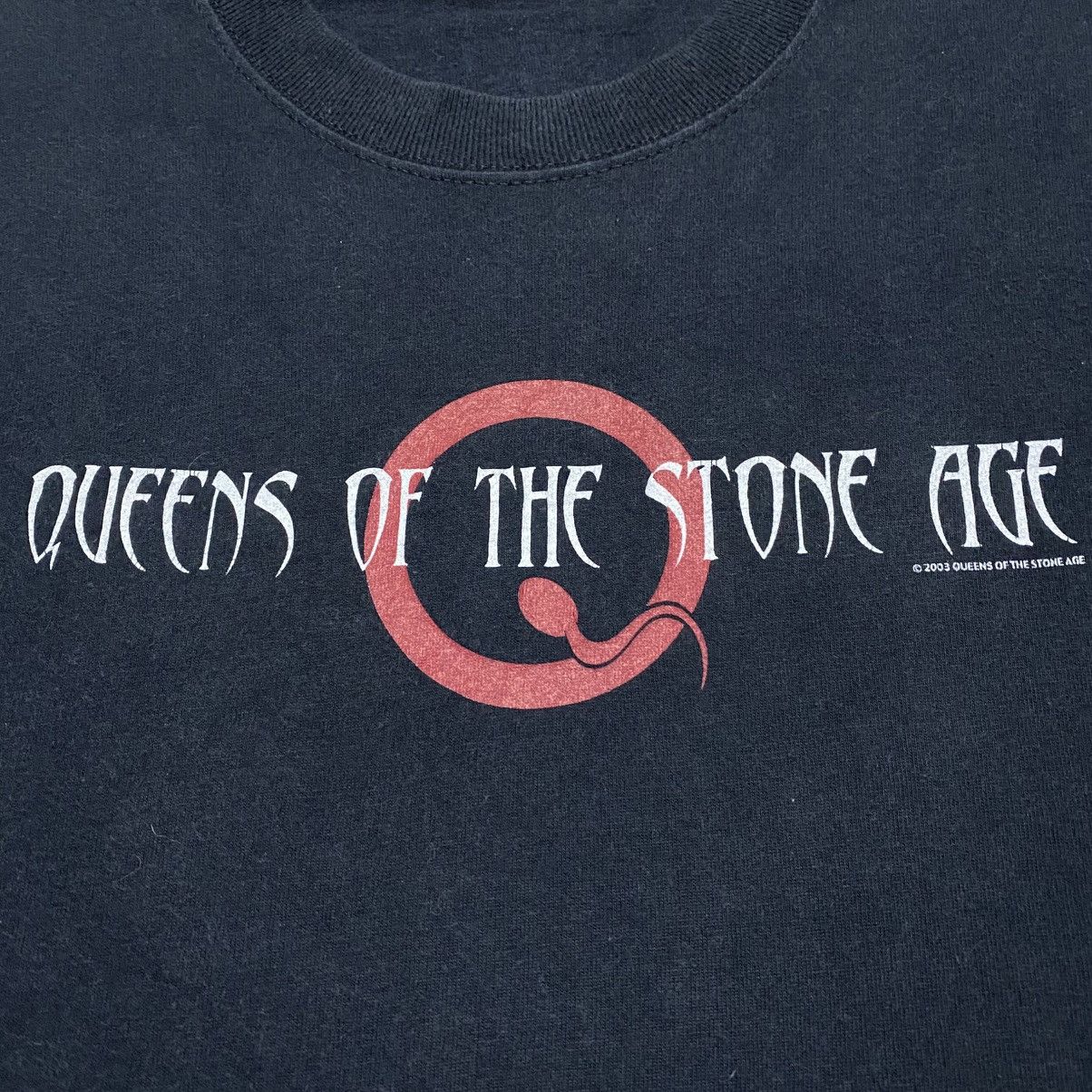 Band Tees × Vintage Rare‼️🔥Vintage Y2K Queens Of The Stone Age T-Shirt Size US M / EU 48-50 / 2 - 8 Thumbnail