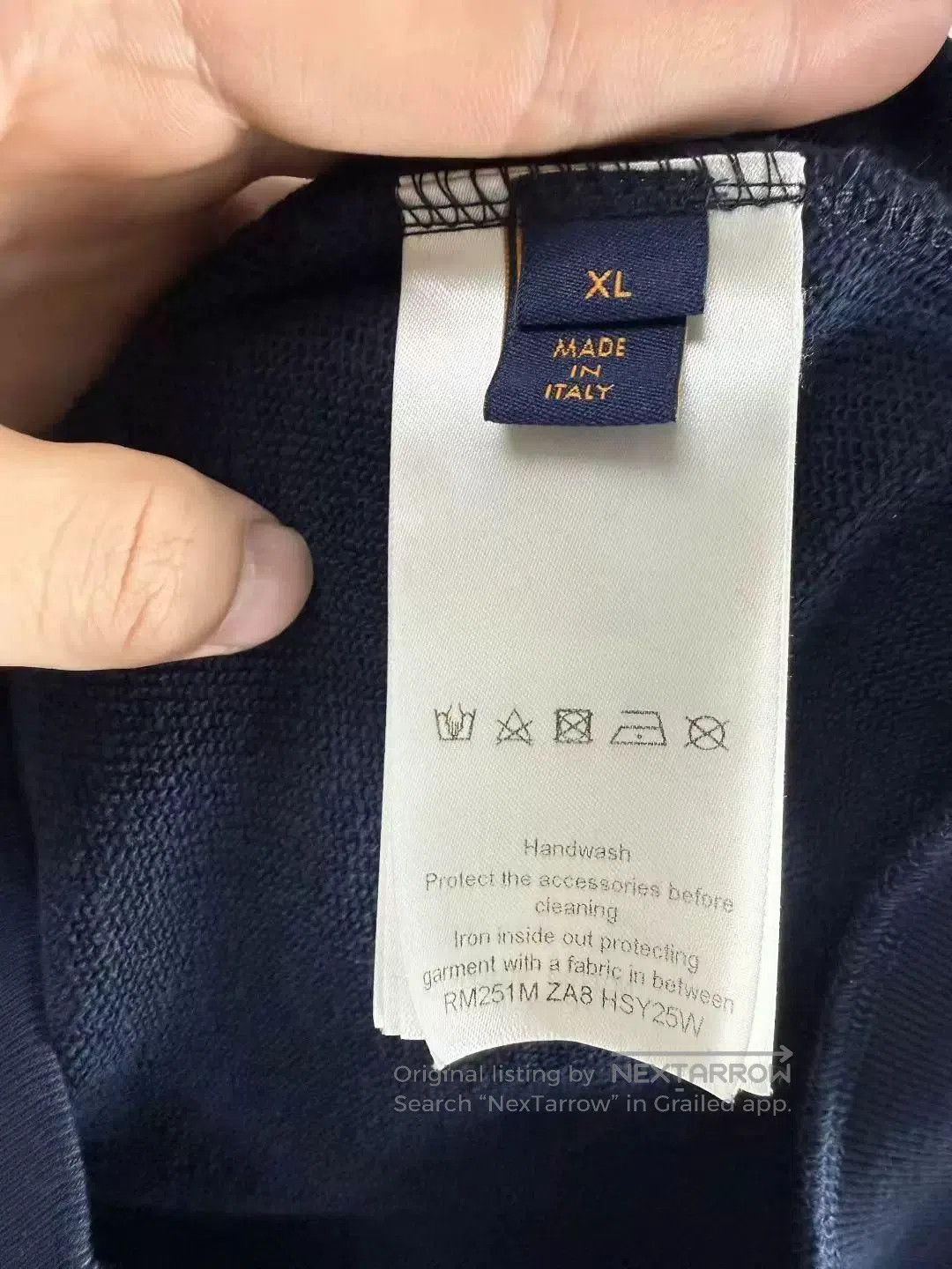 Louis Vuitton louis vuitton navy rhinestone hooded sweatshirt. Size XL / US 12-14 / IT 48-50 - 4 Thumbnail