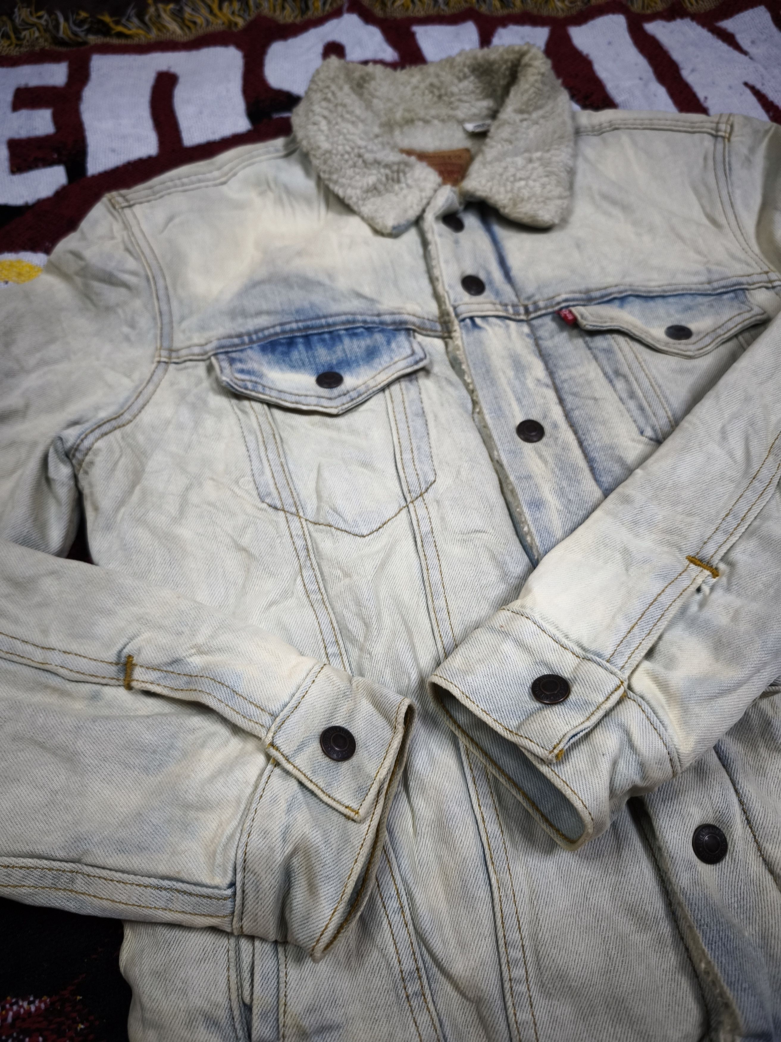 Levi's × Supreme Supreme x Levi's Bleached Sherpa Trucker Jacket 2016 Size S Size US S / EU 44-46 / 1 - 3 Thumbnail