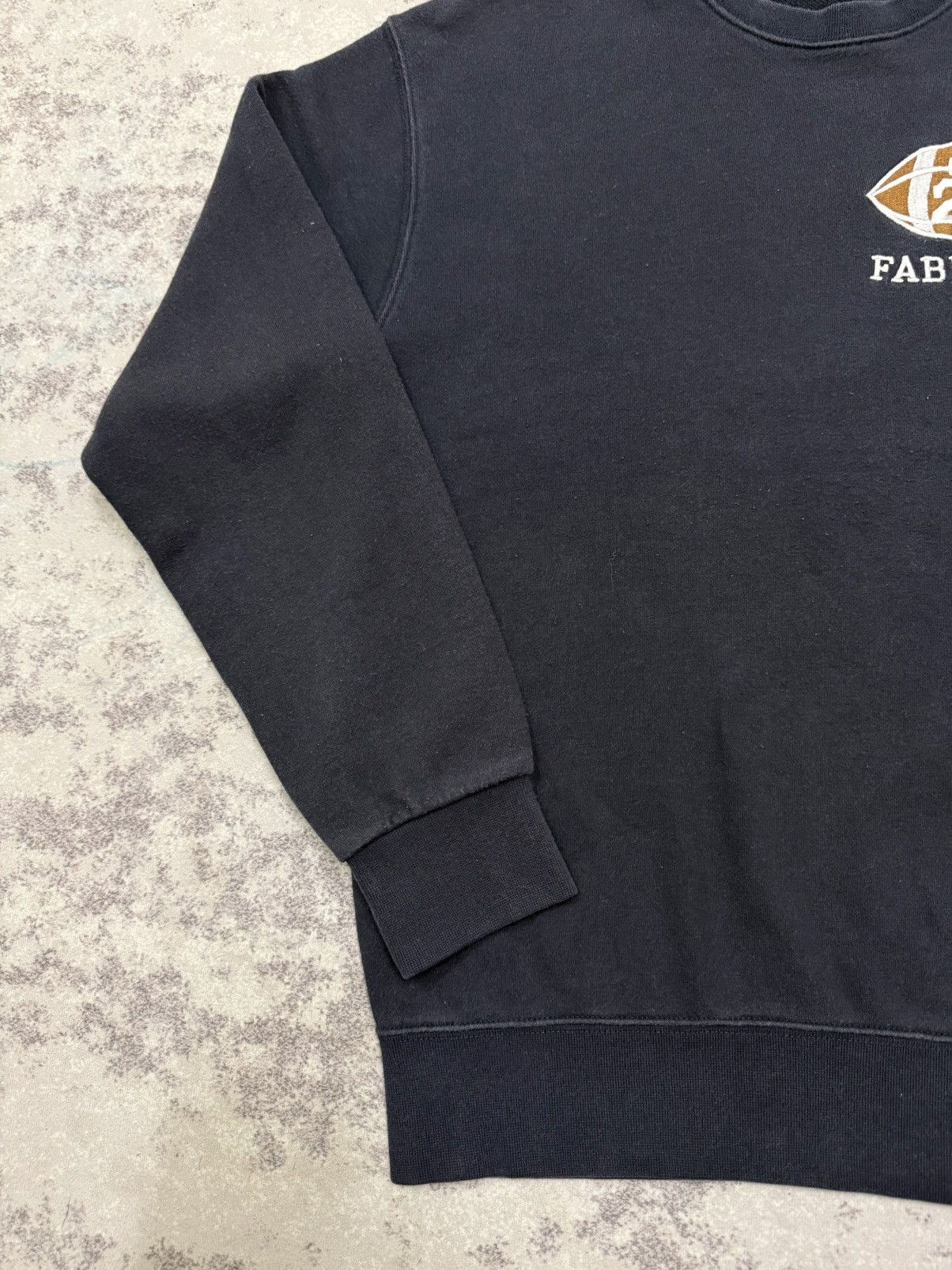 Vintage FABULOUS AMERICAN FOOTBALL SMALLLOGO SWEATSHIRT Size US M / EU 48-50 / 2 - 4 Thumbnail