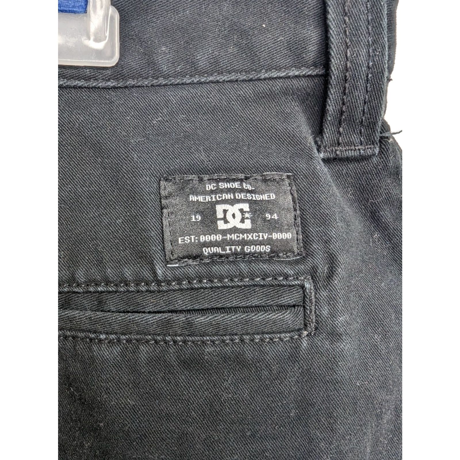 Vintage DC Shoes Chino Shorts Men 32 Black Bottoms Casual Canvas Cotton Flat Front Inseam 9in Relaxed Regular Size 36 Size US 36 / EU 52 - 7 Thumbnail