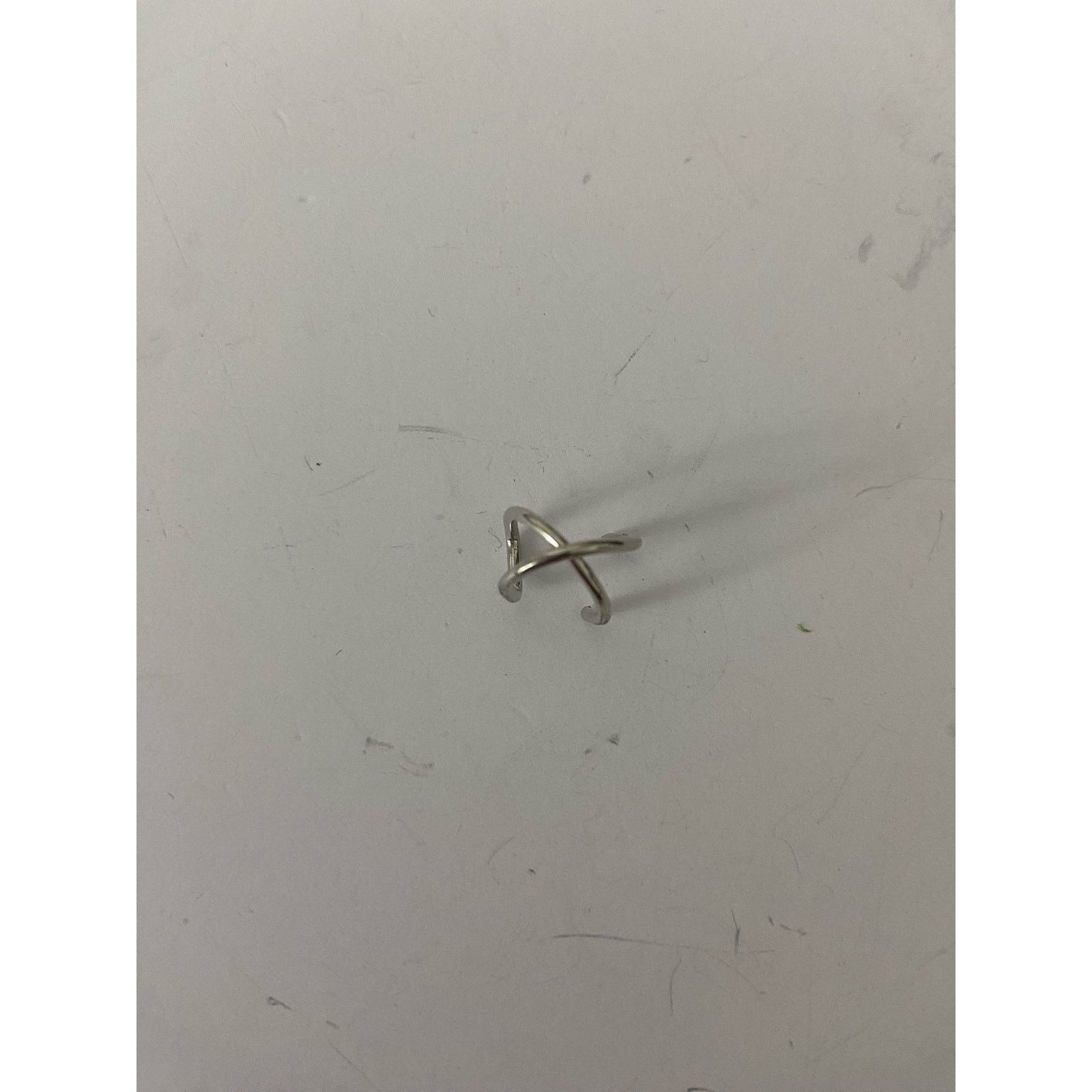 Other Silver tone criss cross ear cuff Size ONE SIZE - 1 Thumbnail