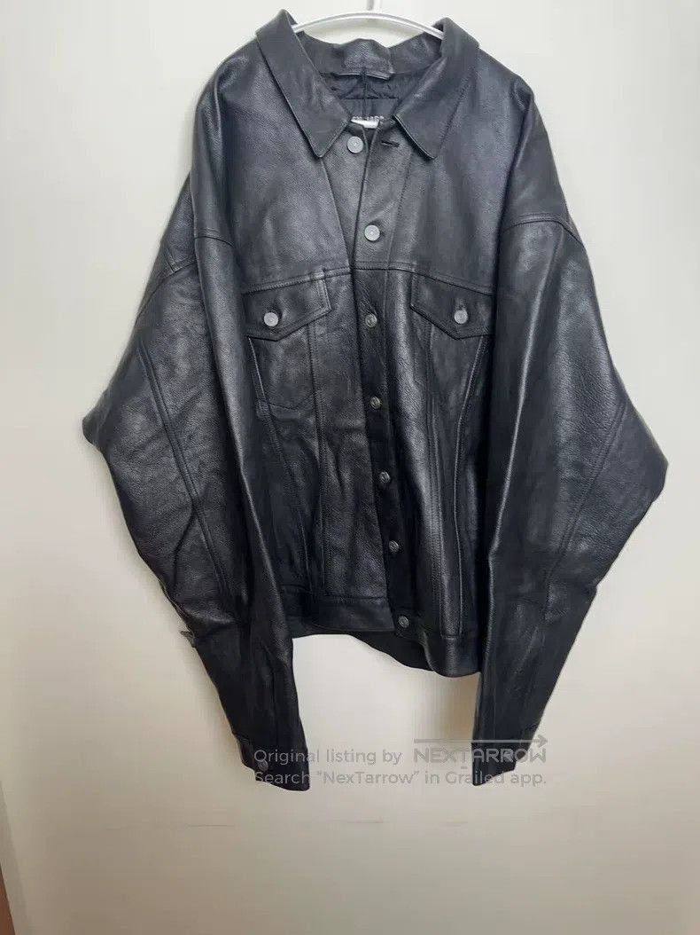Balenciaga Balenciaga Solid Color Collar Pocket Single Button Long Sl Size US S / EU 44-46 / 1 - 1 Thumbnail