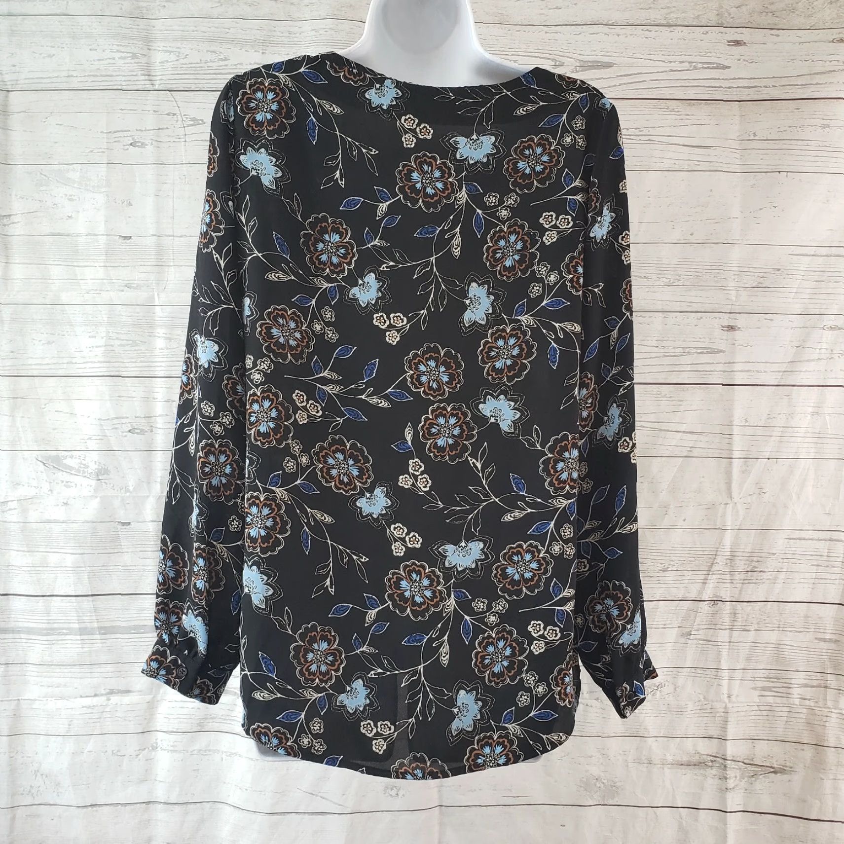 Vintage Pleione Womens Blouse Shirt Long Sleeve XS Black Floral Polyester Pleione Floral XS Black Long Sleeve Womens Shirt Size XS Size XS / US 0-2 / IT 36-38 - 4 Thumbnail