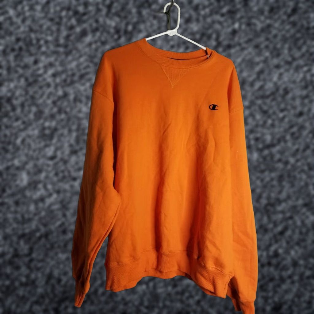 Champion VINTAGE Champion Sweatshirt Crewneck Men’s Size XL Orange 50/50 Blend Regular Fit Hip Hop Grunge Size US XL / EU 56 / 4 - 1 Thumbnail