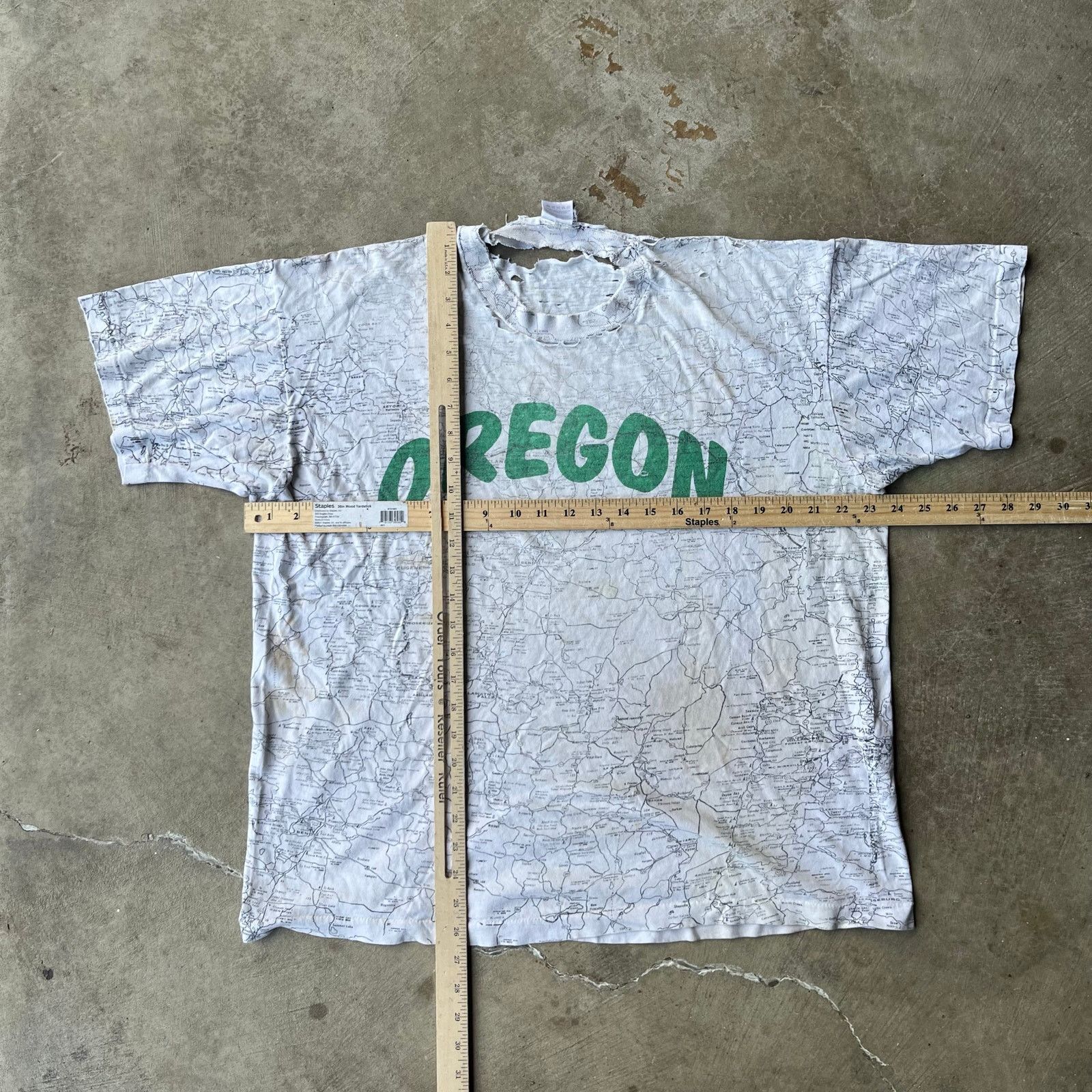Vintage VINTAGE OREGON MAP AOP SHIRT XL 90S THRASHED Size US XL / EU 56 / 4 - 6 Thumbnail