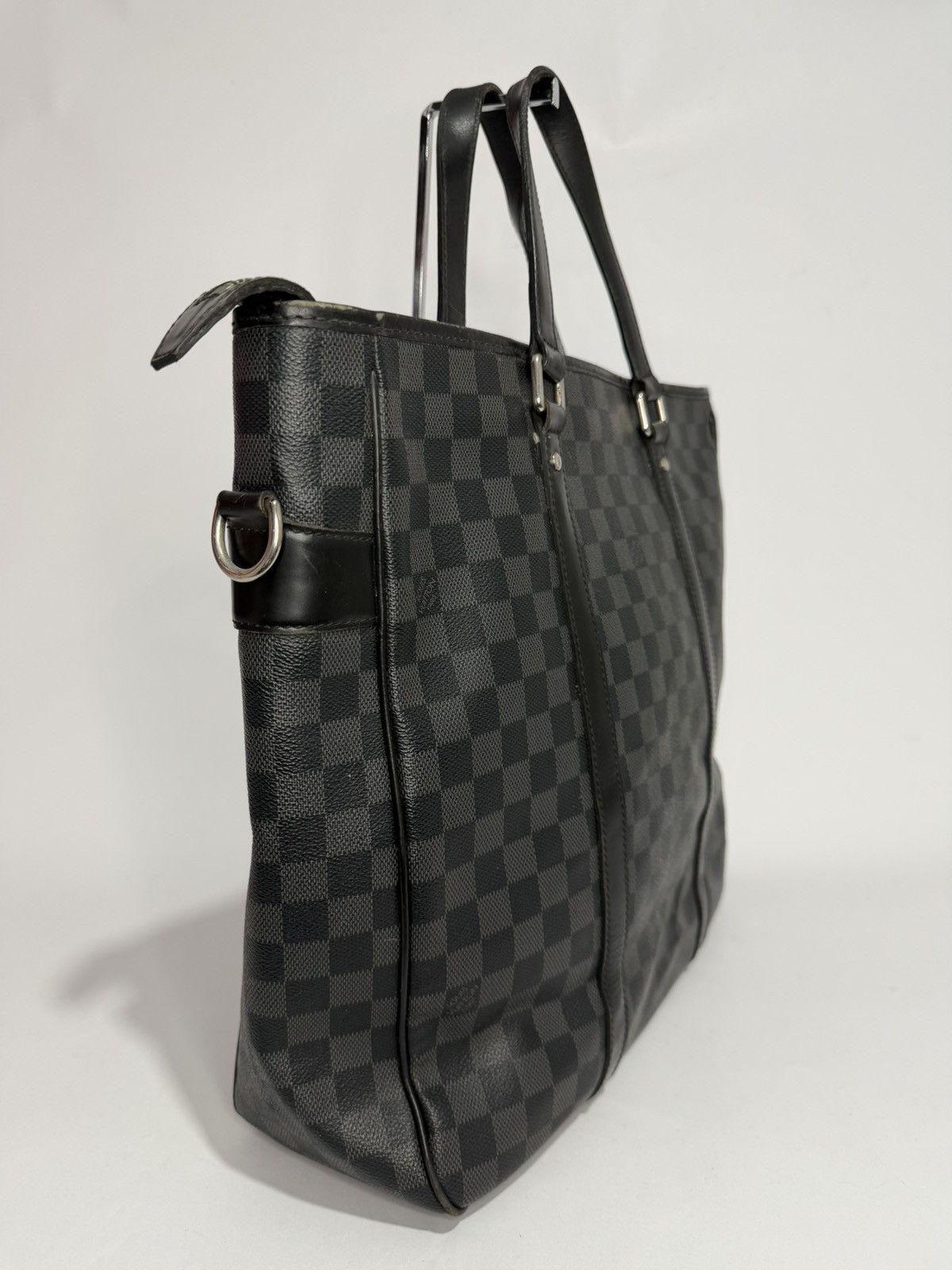 Louis Vuitton Louis Vuitton Damier Graphite Canvas Tadao Bag Size ONE SIZE - 5 Thumbnail