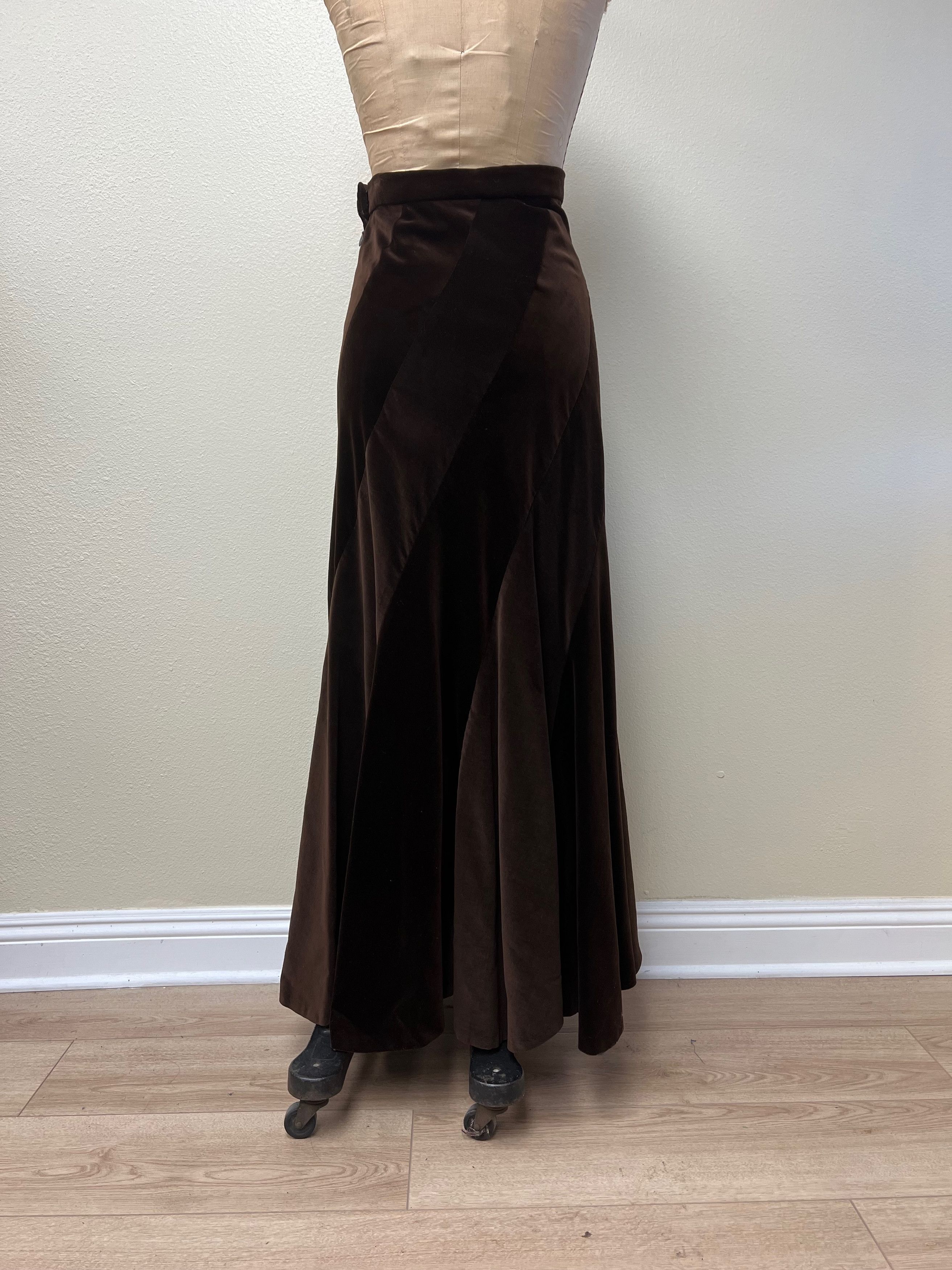Ellen Tracy EUC 1970s Ellen Tracy Flared Striped Velvet Maxi Skirt M Size 30" / US 8 / IT 44 - 7 Thumbnail