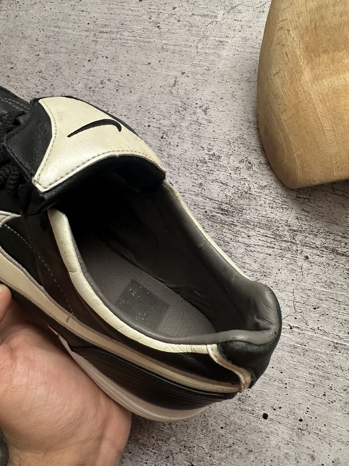 Nike 00s Nike Tiempo Vintage Leather Soccer Shoes Size US 9 / EU 42 - 15 Thumbnail
