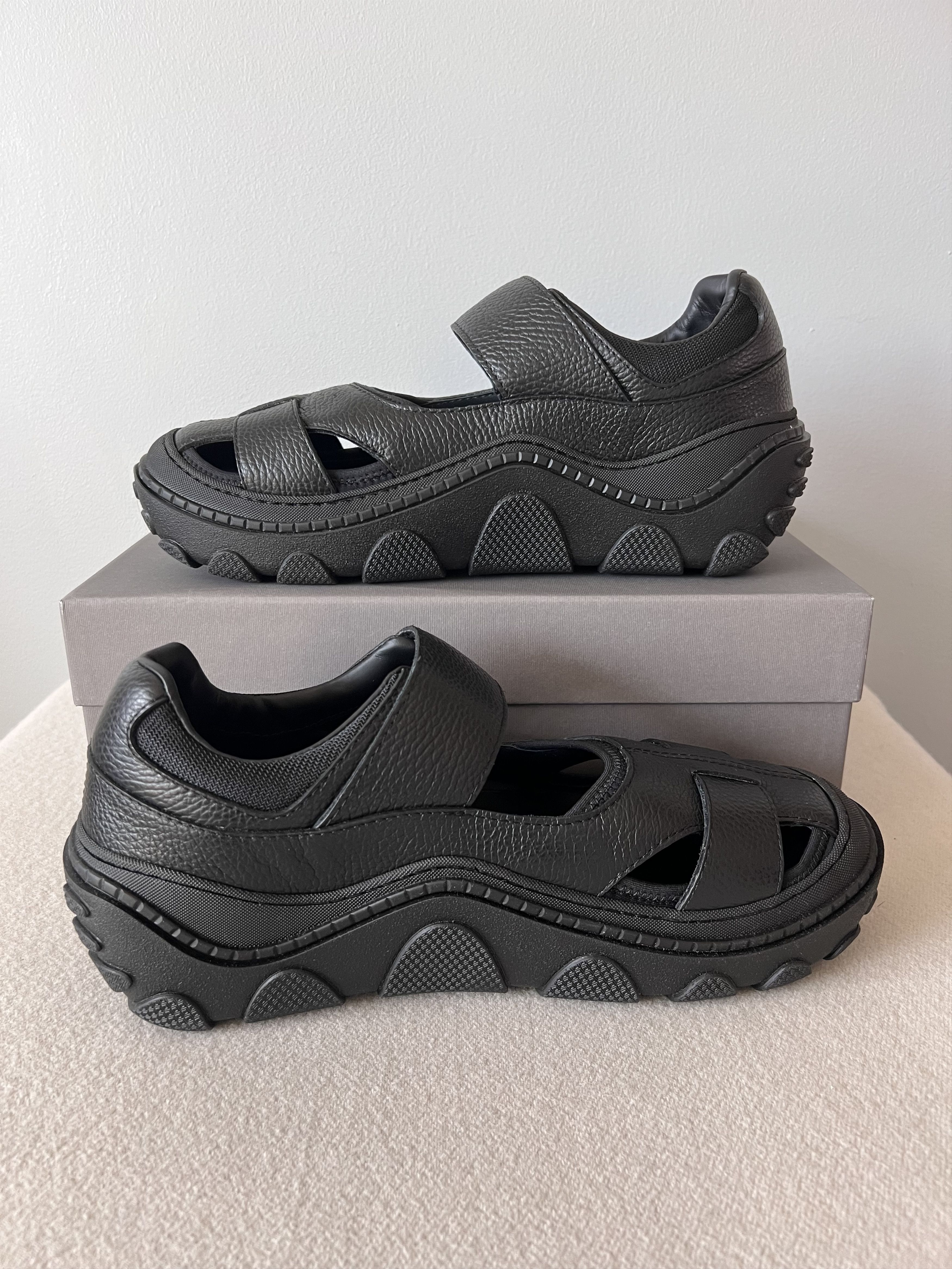 Kiko Kostadinov Kiko Kostadinov Tonkin Sandal Hybrid in Black Leather Size US 12 / EU 45 - 3 Thumbnail