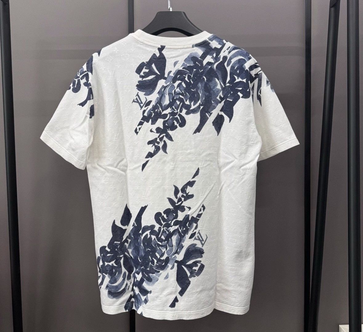 Louis Vuitton Louis Vuitton New Short Sleeve Top-2508 Size US L / EU 52-54 / 3 - 2 Thumbnail