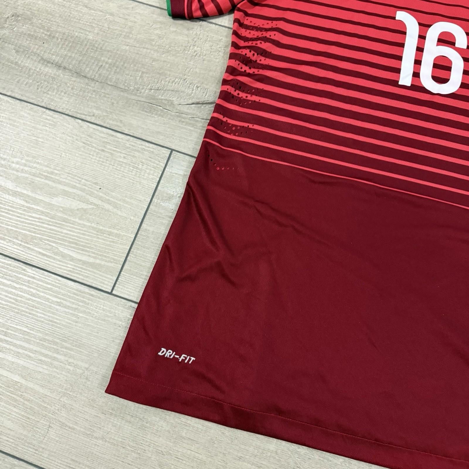 Nike Nike Portugal soccer jersey size M #16 football shirt ‘Read’ Size US M / EU 48-50 / 2 - 5 Thumbnail