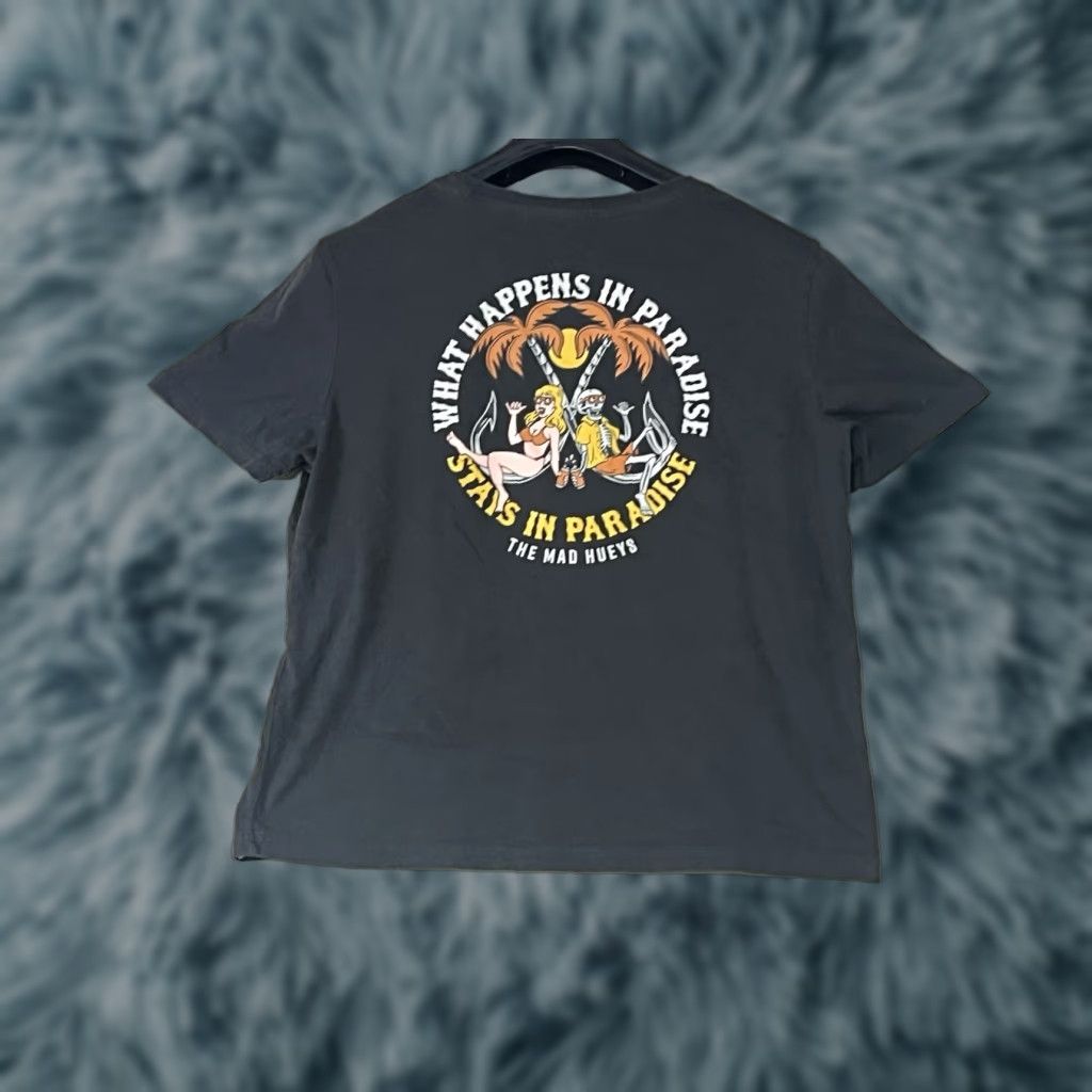 Vintage The Mad Hueys T-Shirt Black Graphic Print What Happens In Paradise Medium Mens Reg Crew Neck Short Sleeve Cotton Graphic Print Size US M / EU 48-50 / 2 - 1 Thumbnail