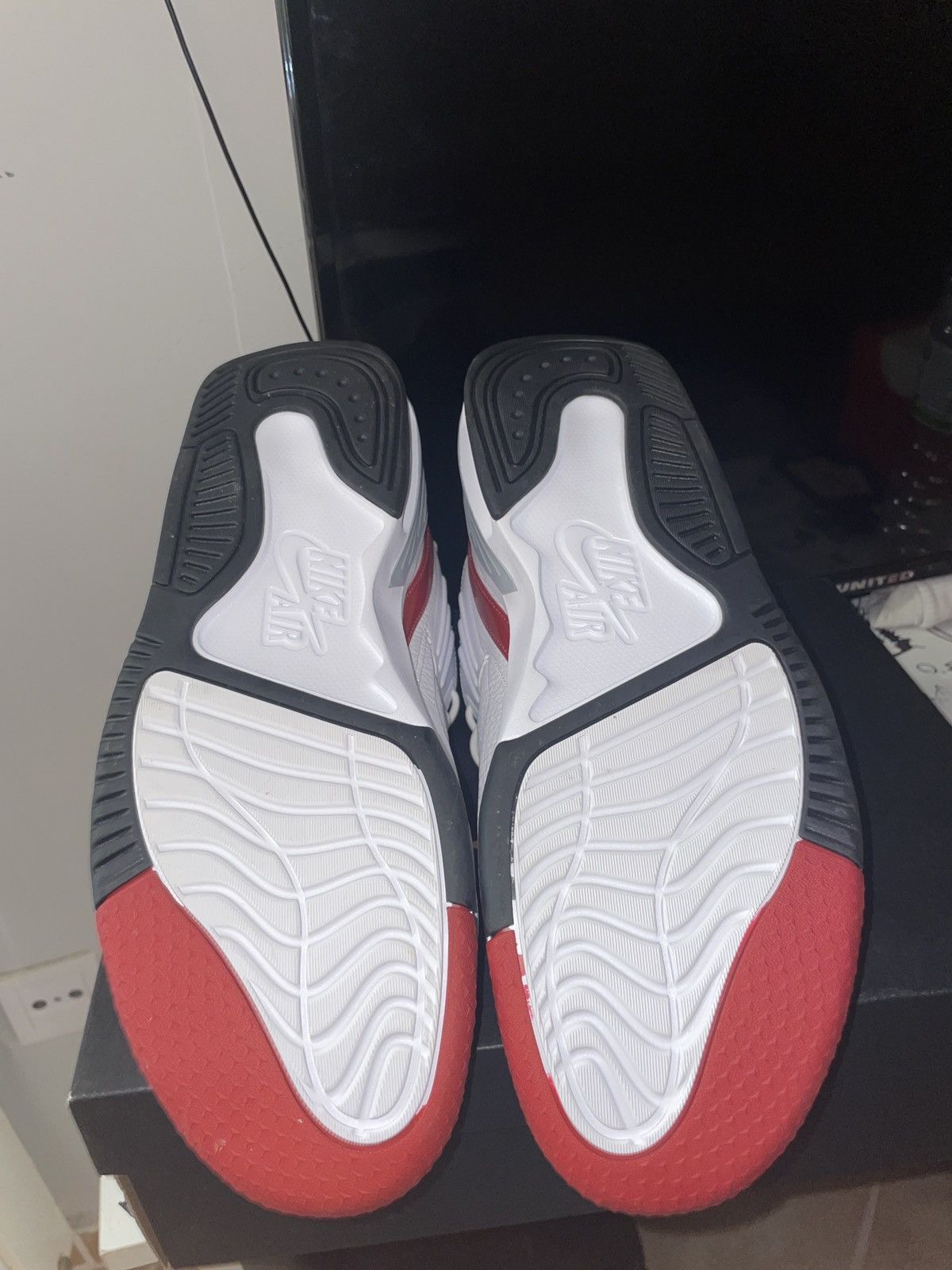 Jordan Brand JORDAN MAX AURA 5 Size US 12.5 / EU 45-46 - 5 Thumbnail