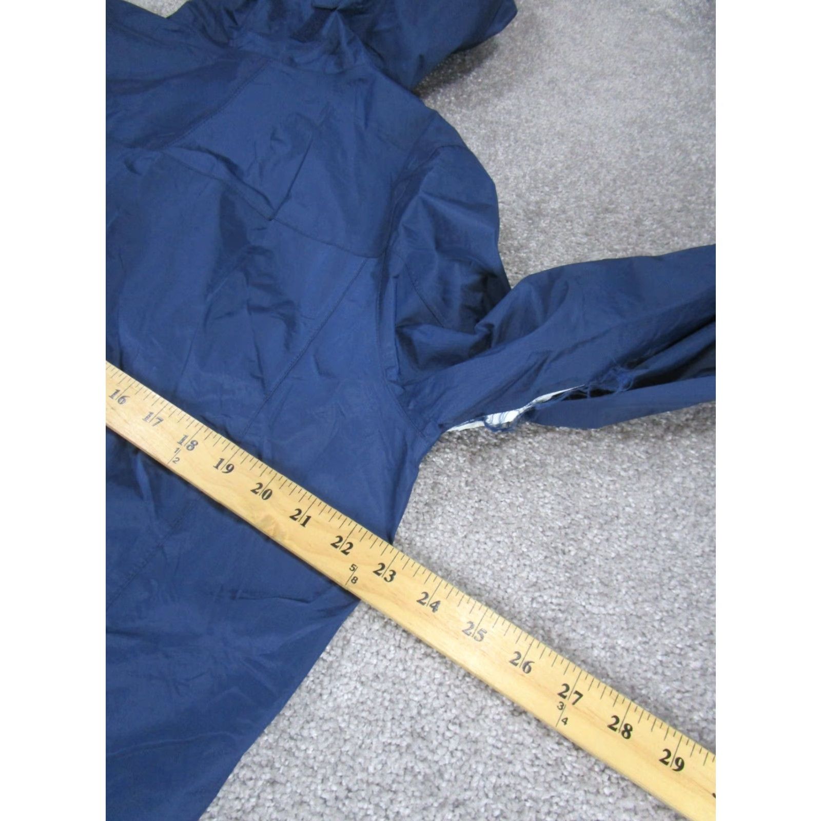Vintage L.L. Bean Jacket Mens Medium Tall Trail Model Rain Jacket Blue Rips Size US M / EU 48-50 / 2 - 5 Thumbnail