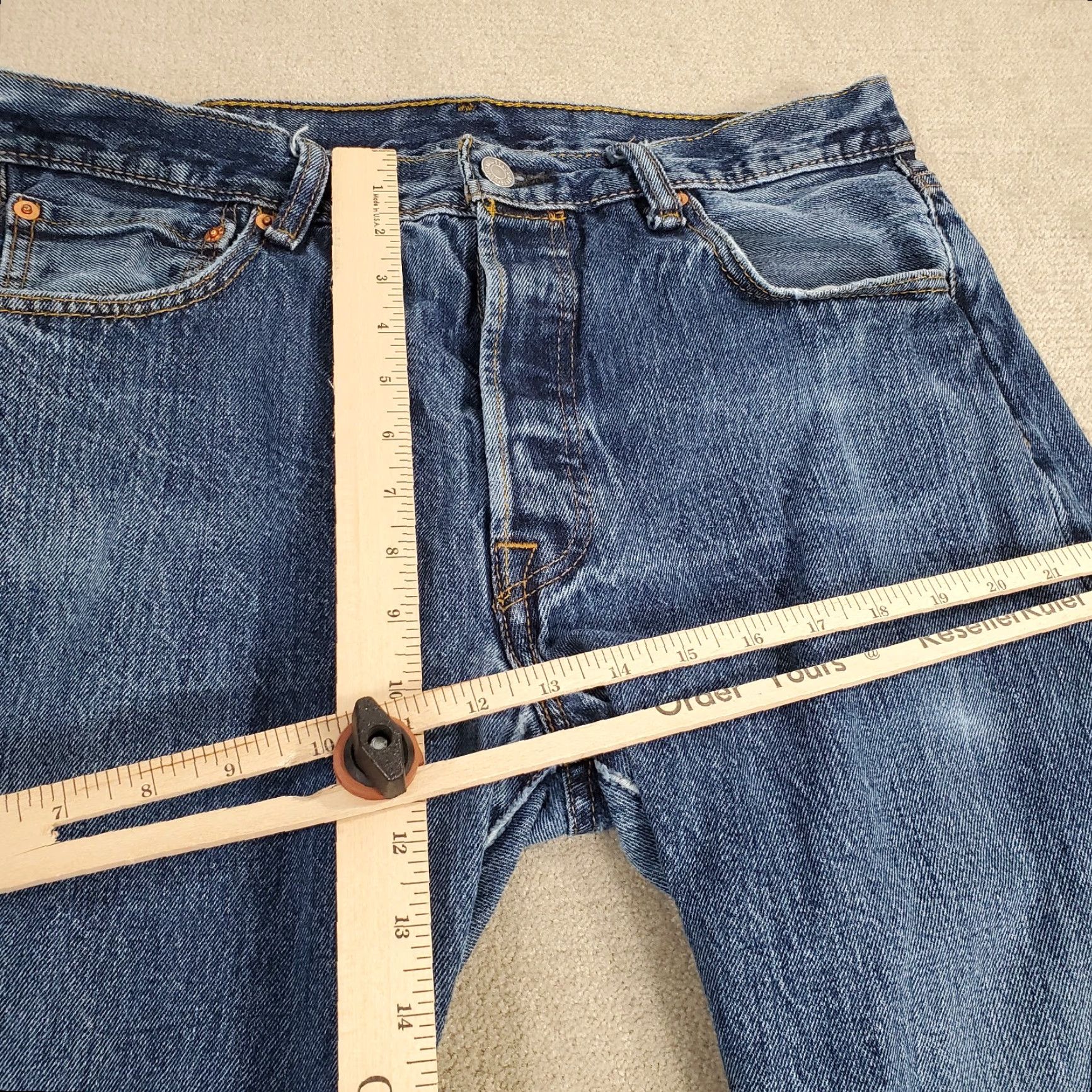 Levi's VINTAGE Levis 501 Jeans Men 32x29 Blue Straight Leg Button Fly Medium Wash Denim Casual Regular Fit Mens Size US 32 / EU 48 - 4 Thumbnail
