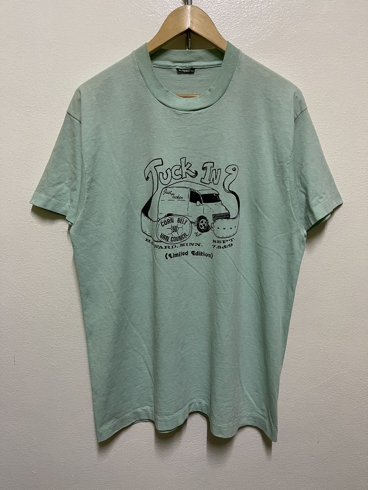Vintage Vintage T Shirt Size US XL / EU 56 / 4 - 1 Thumbnail