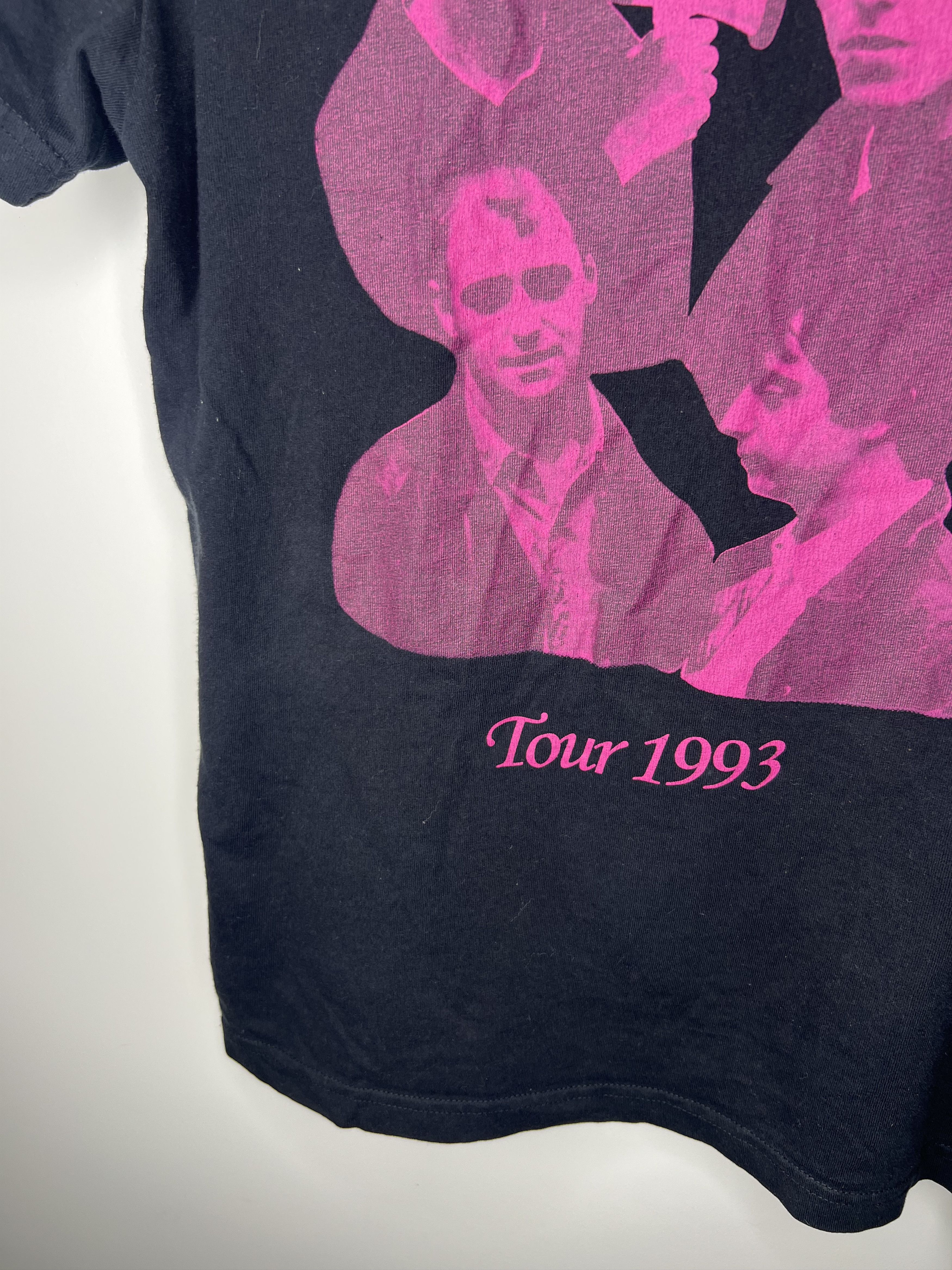 Off-White Black Tour 1993 Tee Size US S / EU 44-46 / 1 - 8 Thumbnail