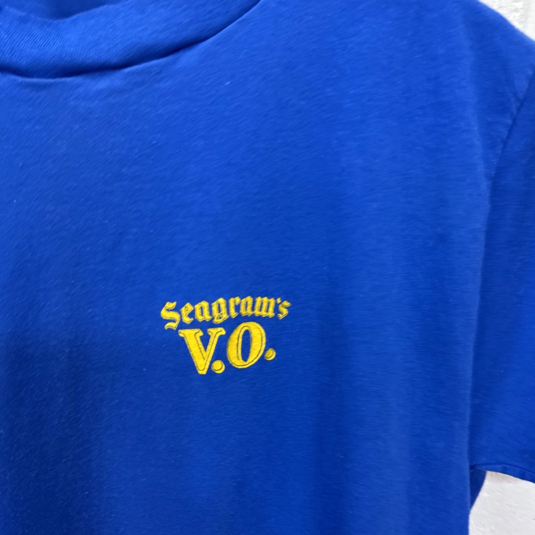 Anvil VINTAGE Seagrams VO T Shirt Blue Large Anvil Black Tag Shirt Men 80s USA Alcohol Linked Logo 80s Mens Blue T-Shirt Size US L / EU 52-54 / 3 - 7 Thumbnail