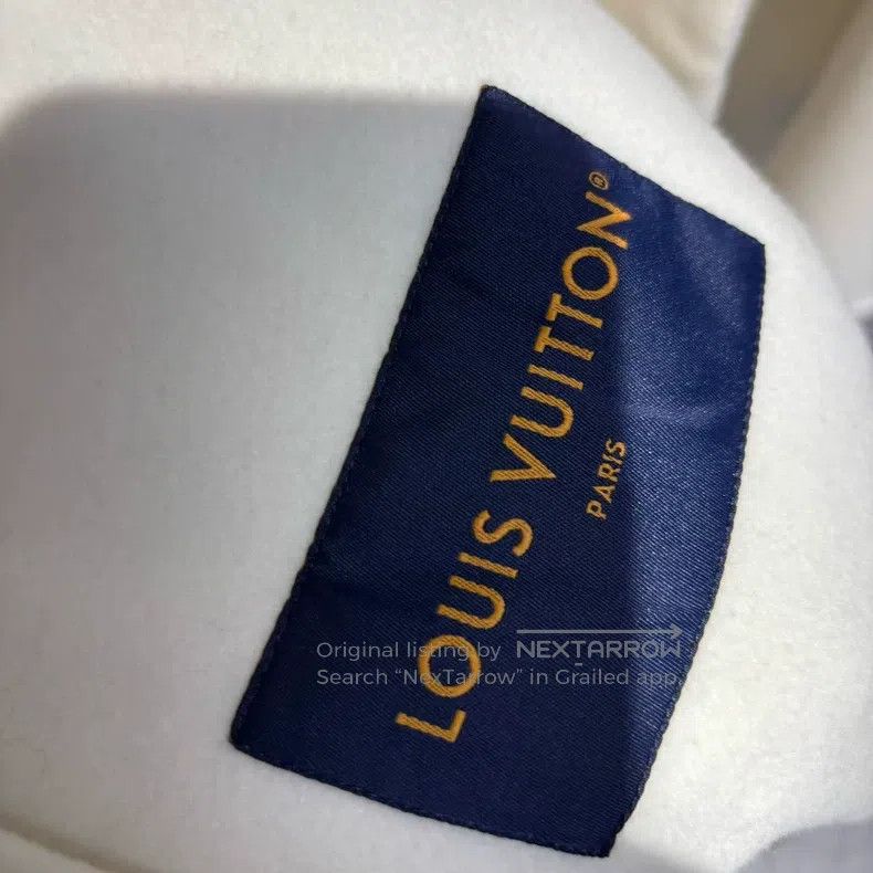 Louis Vuitton Louis Vuitton Off-white patterned suit collar long lace-up Size US S / EU 44-46 / 1 - 2 Thumbnail
