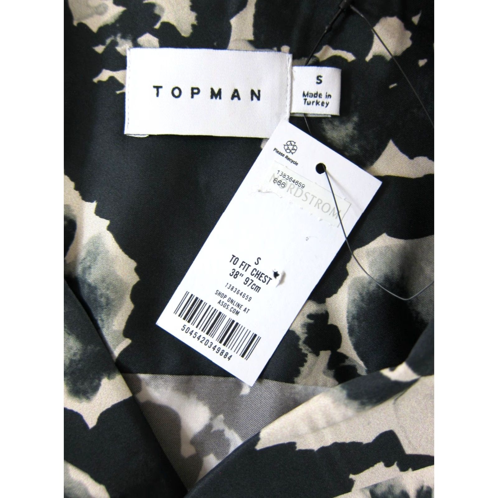 Topshop Topshop Men's Hawaiian Shirt Short Sleeve Collared Button-Up Black Floral NWT Size S Size US S / EU 44-46 / 1 - 3 Thumbnail