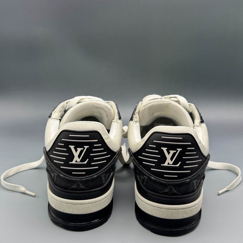 Louis Vuitton Louis Vuitton Panda Print Low Top Fashion Sneakers -2508 Size US 8 / EU 41 - 9 Thumbnail