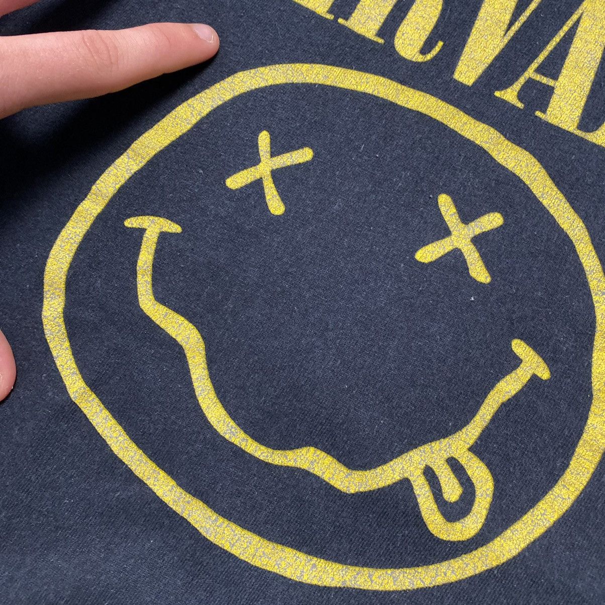 Band Tees Vintage Nirvana 2018 Kurt Cobain Big Basic logo rock tee Size US L / EU 52-54 / 3 - 4 Thumbnail
