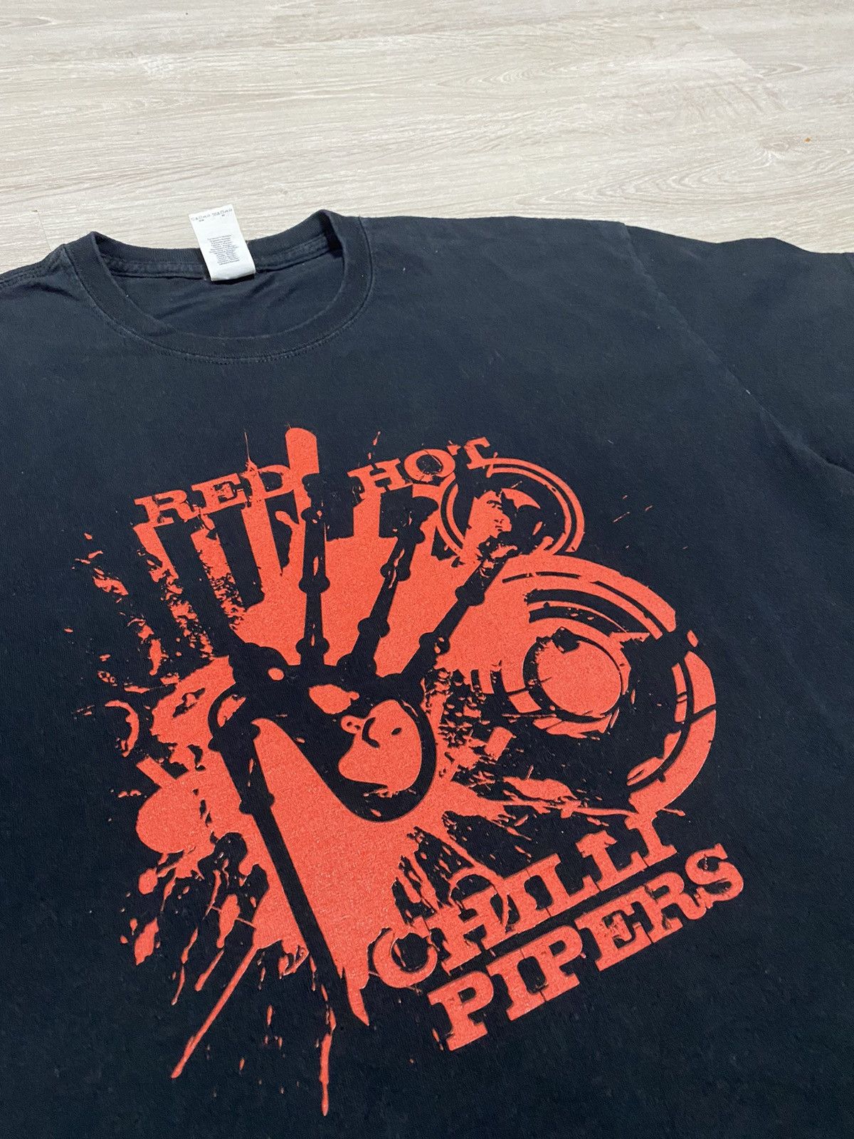 Band Tees Red Hot Chili Peppers Big Logo T-shirt size XL Size US XL / EU 56 / 4 - 8 Thumbnail
