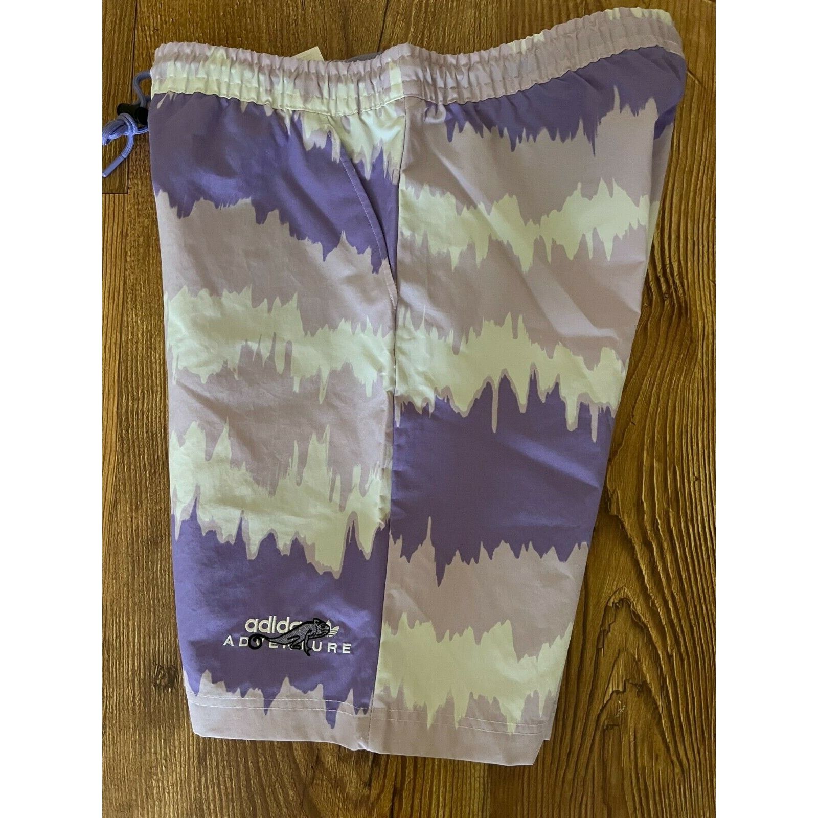 Adidas Adidas Adventure Archive Printed Men Woven Shorts GN2346 M Size US 36 / EU 52 - 3 Thumbnail